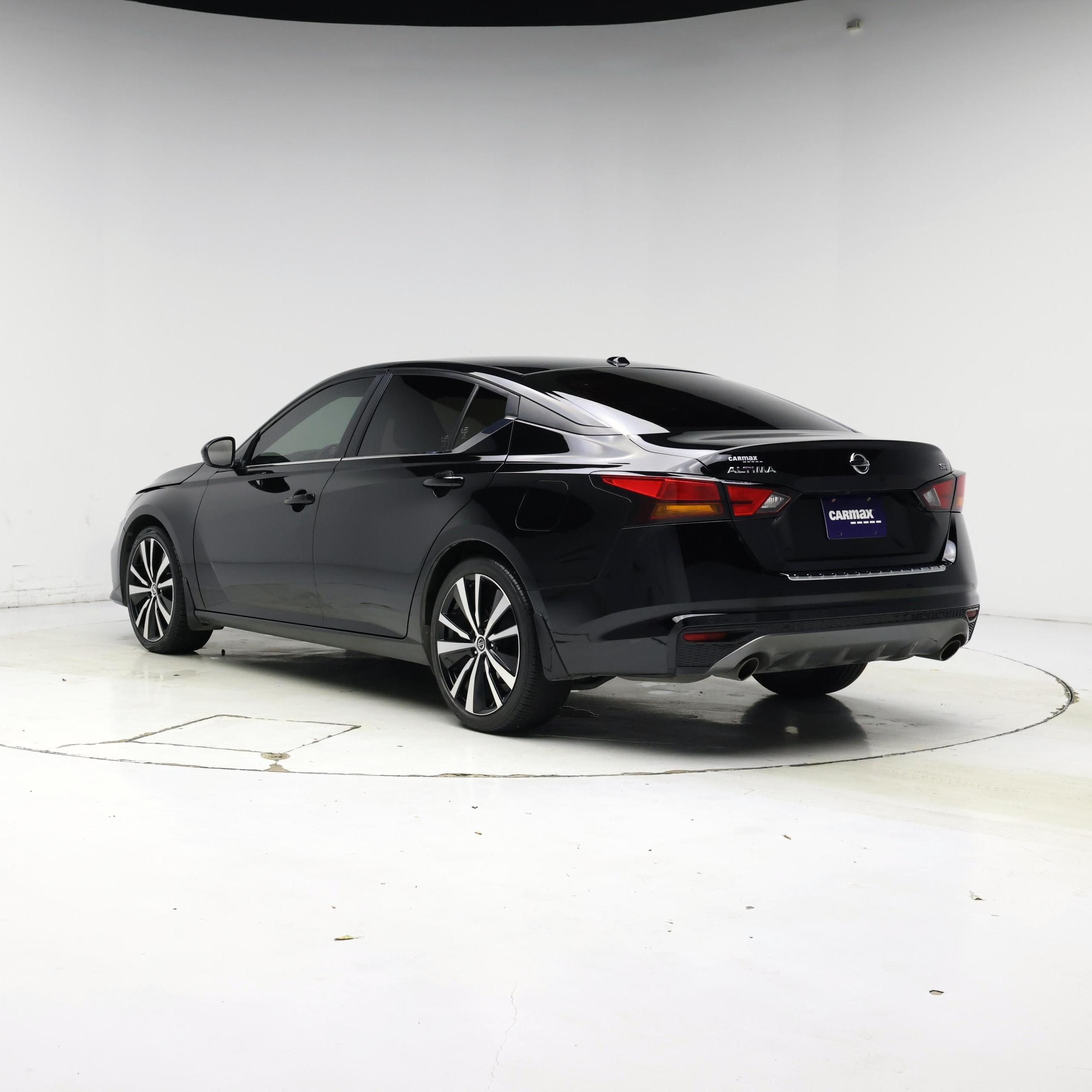 Thumbnail: 2022 Nissan Altima - 2