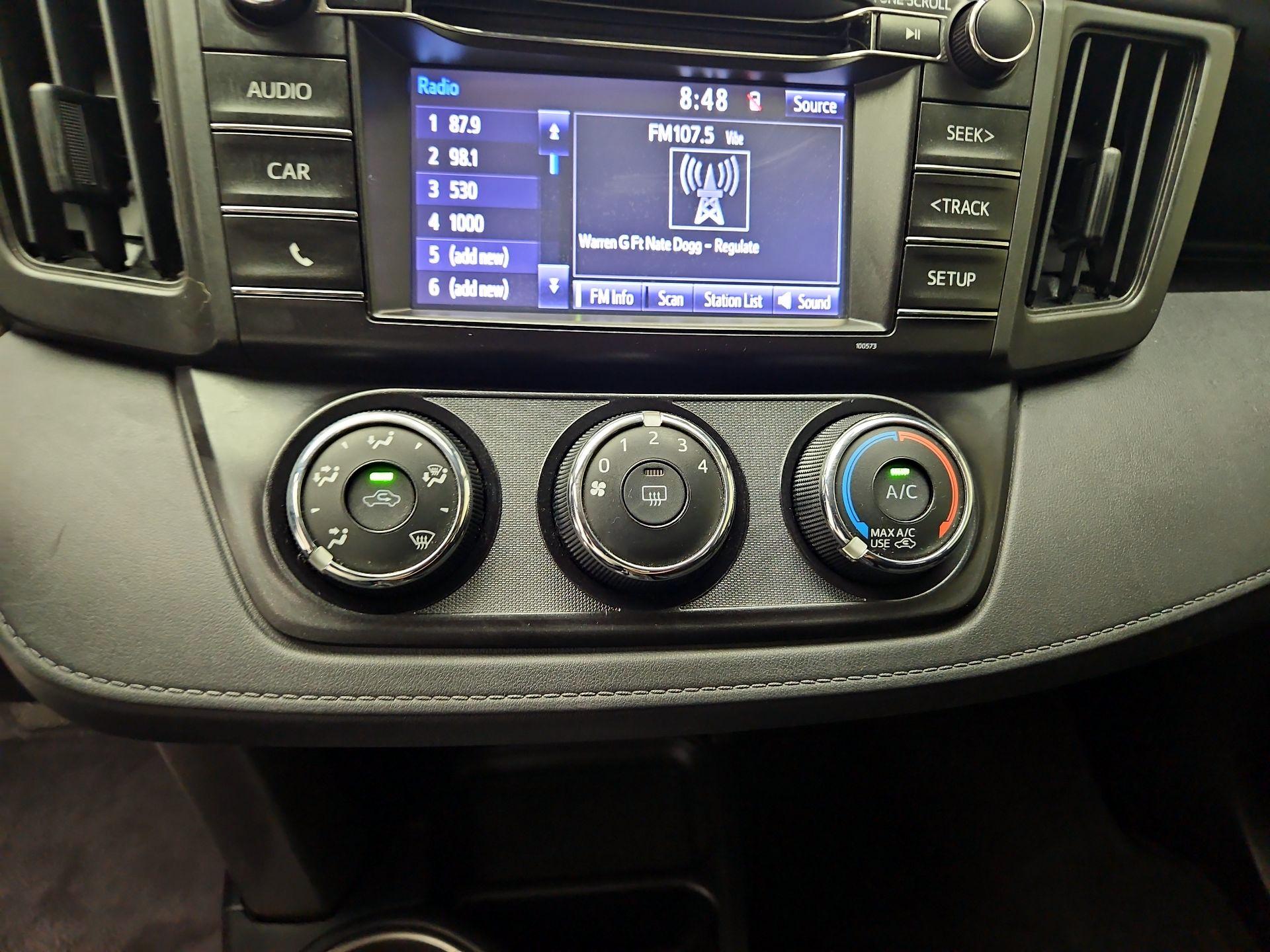 Thumbnail: 2017 Toyota RAV4 - 14