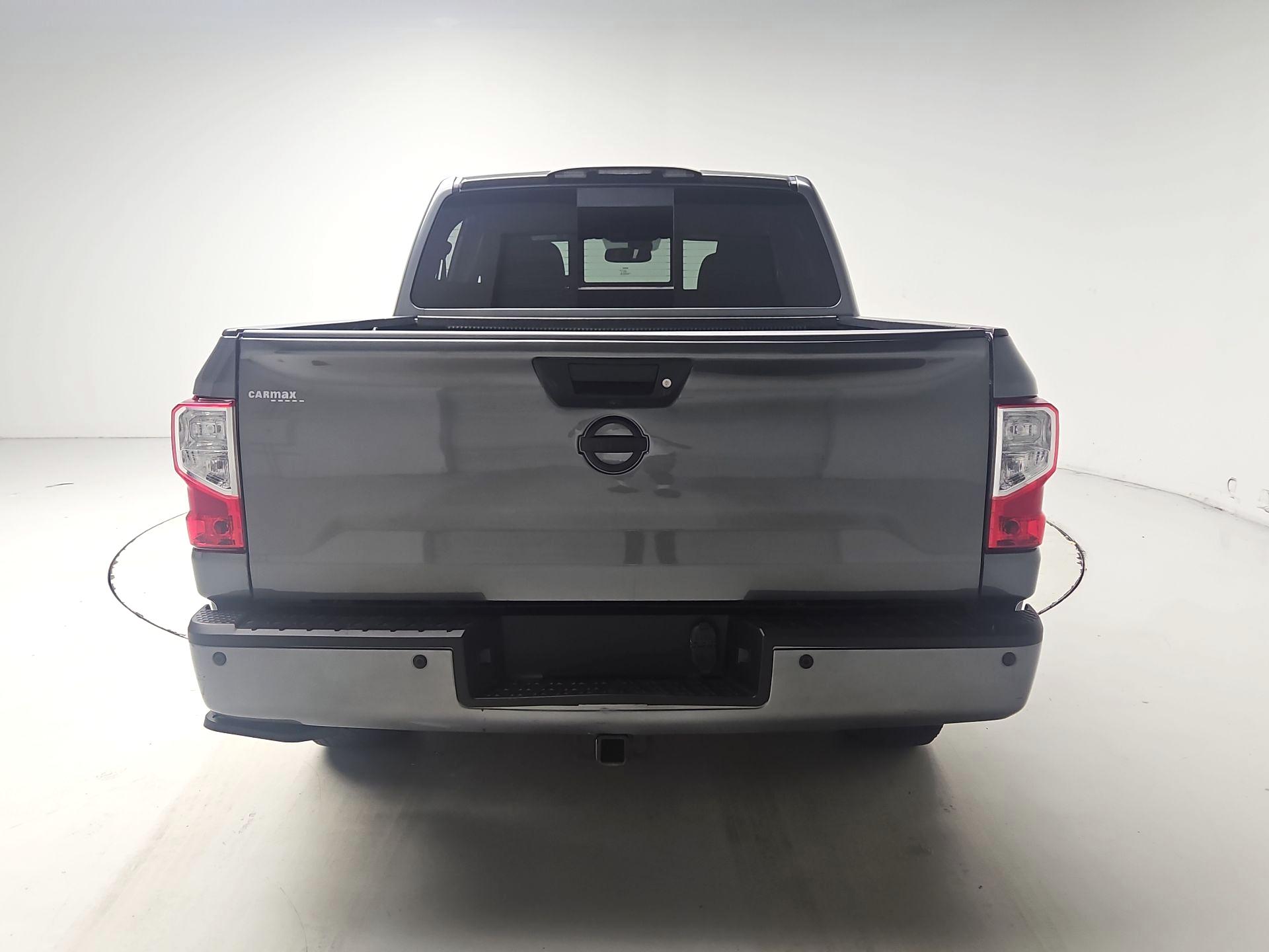 Thumbnail: 2018 Nissan Titan - 6