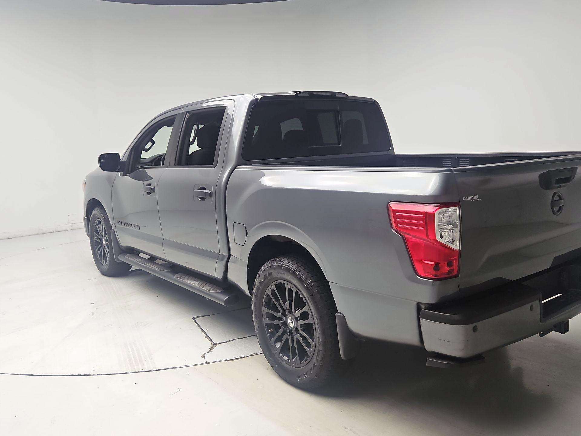 Thumbnail: 2018 Nissan Titan - 7