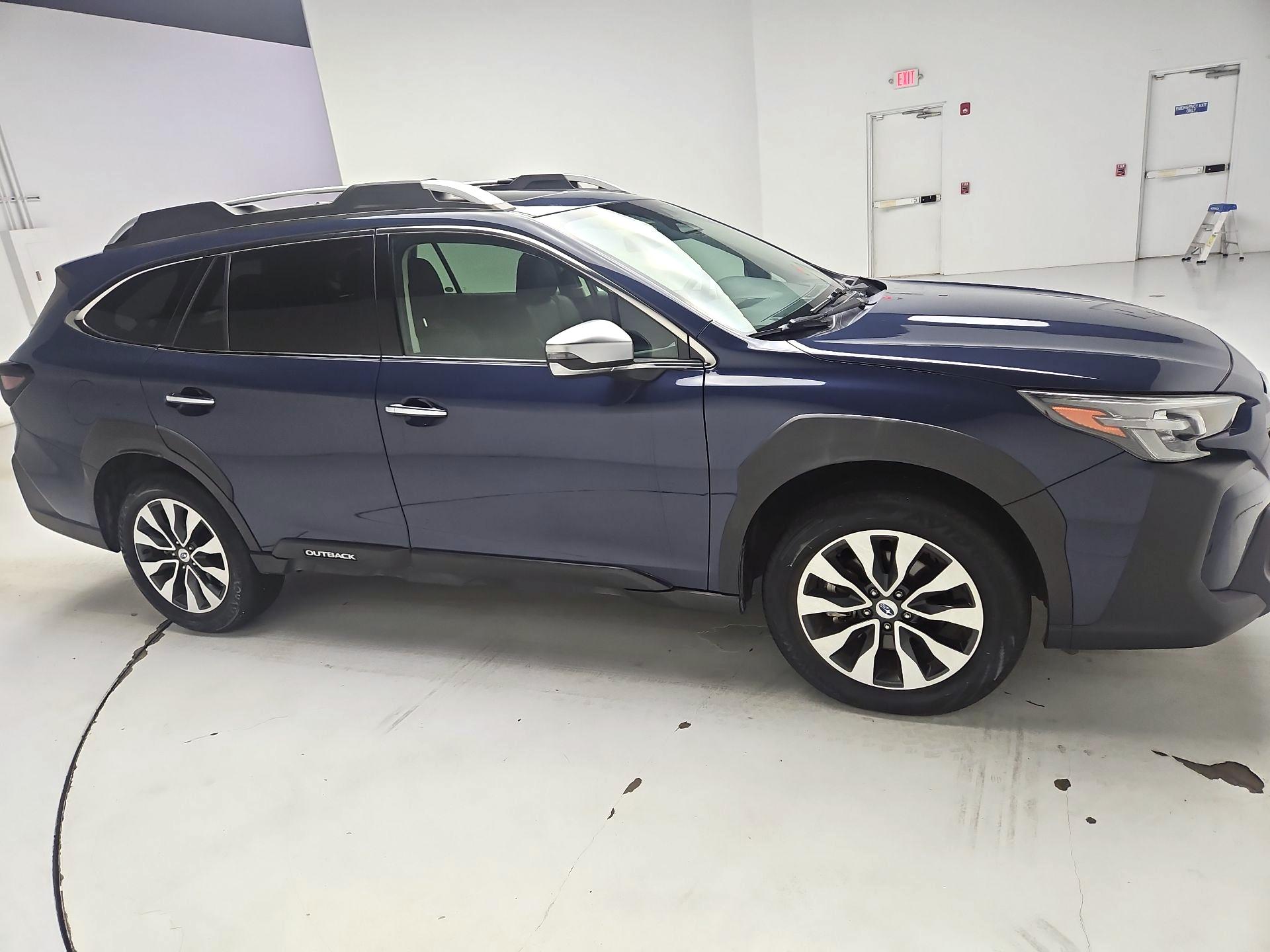 Thumbnail: 2023 Subaru Outback - 4