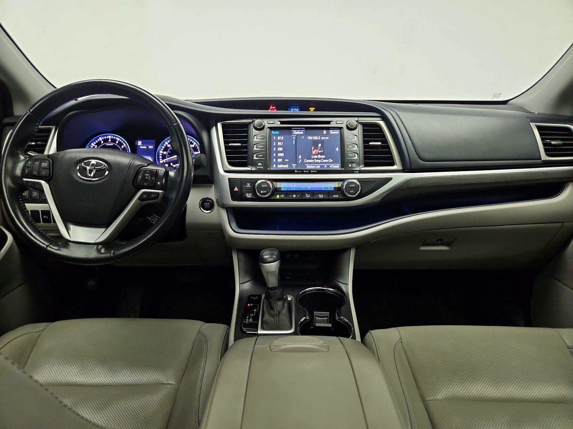 Thumbnail: 2018 Toyota Highlander - 9