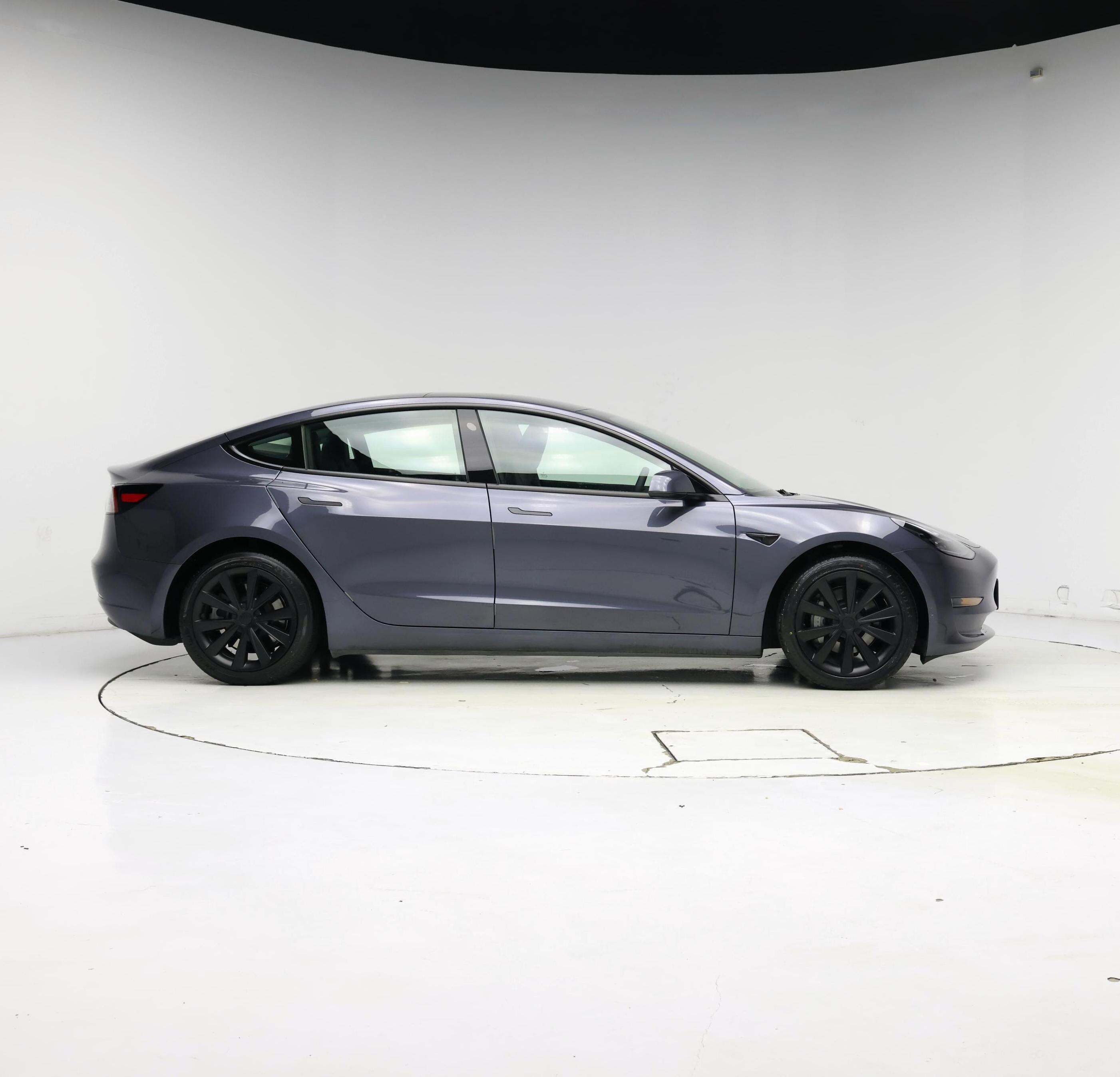 Thumbnail: 2023 Tesla Model 3 - 7