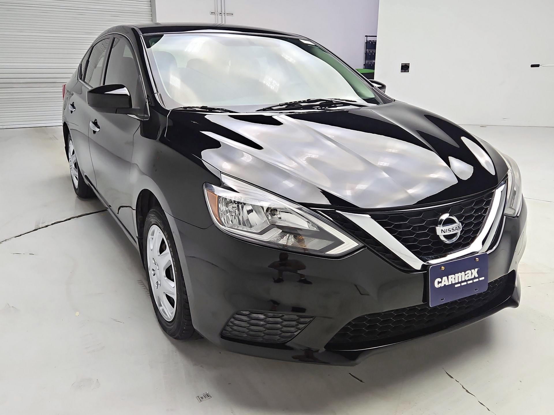 Thumbnail: 2016 Nissan Sentra - 1