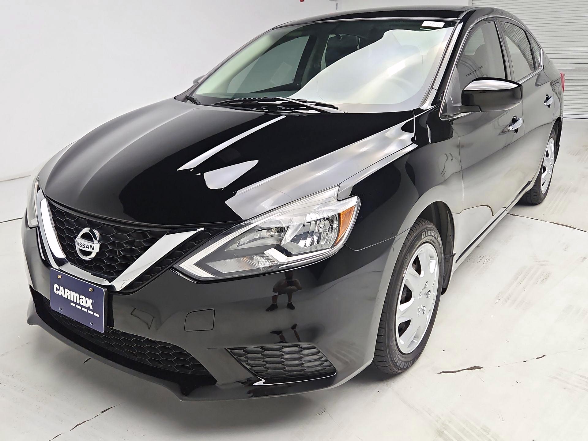 Thumbnail: 2016 Nissan Sentra - 3