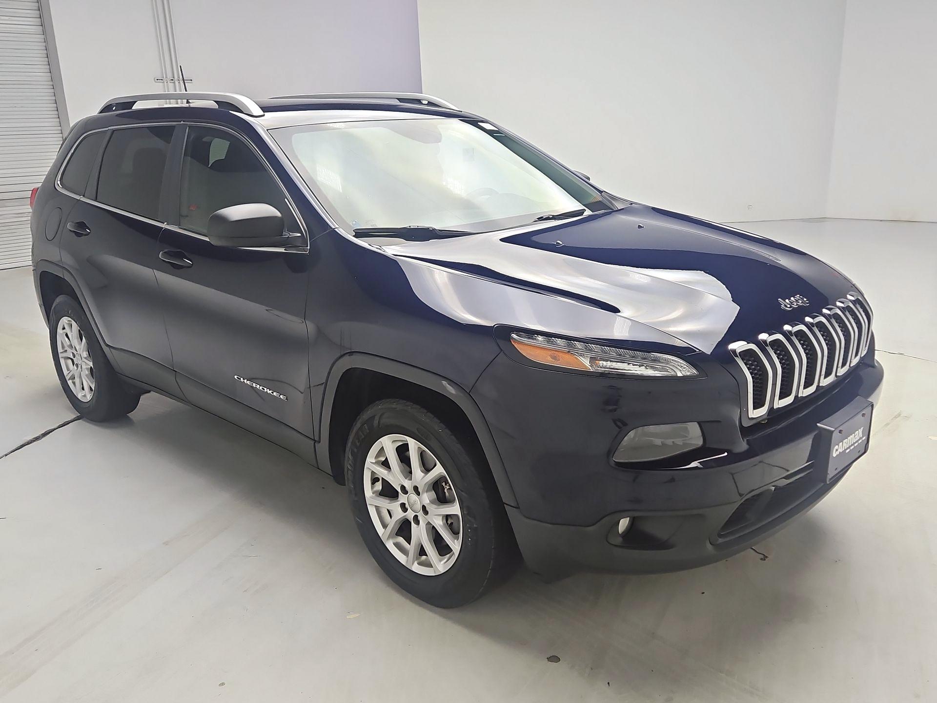 Thumbnail: 2016 Jeep Cherokee - 1