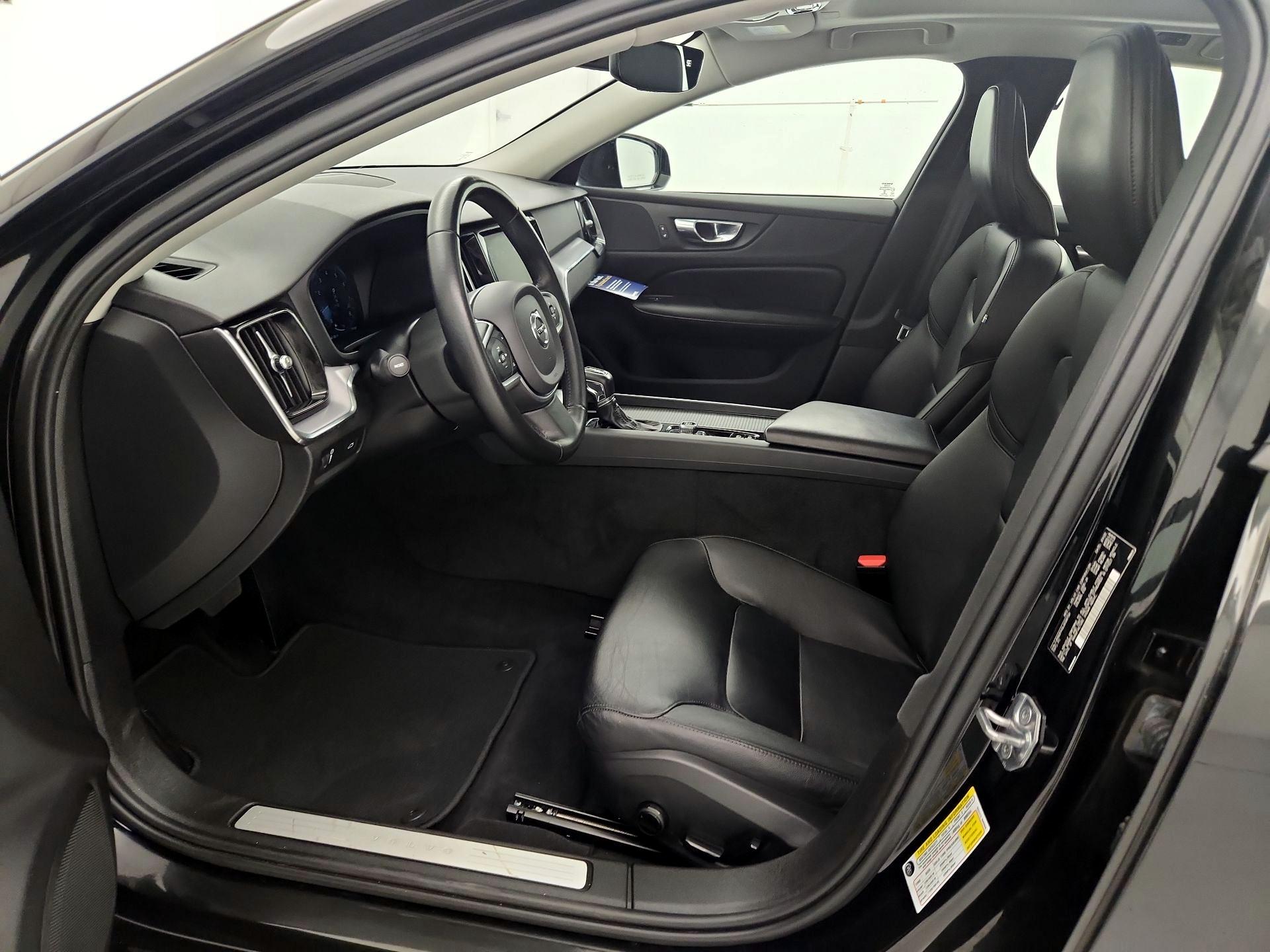 Thumbnail: 2020 Volvo S60 - 11