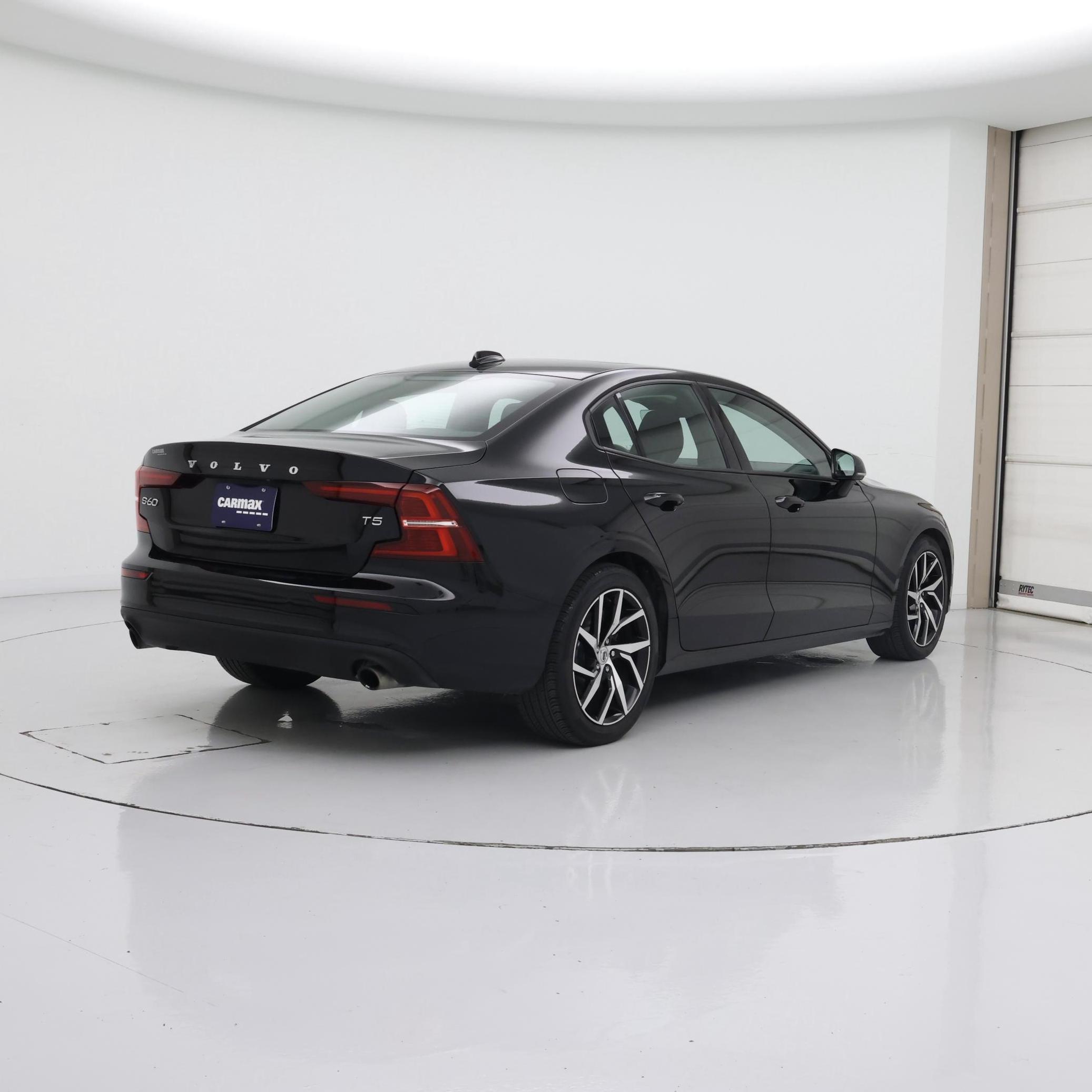 Thumbnail: 2020 Volvo S60 - 8