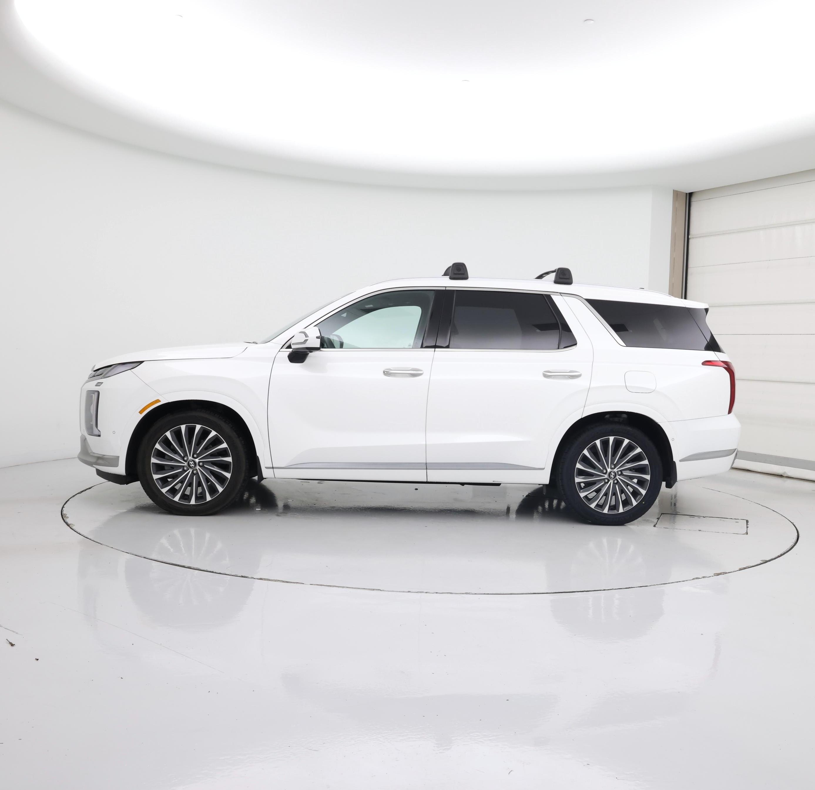 Thumbnail: 2023 Hyundai Palisade - 3
