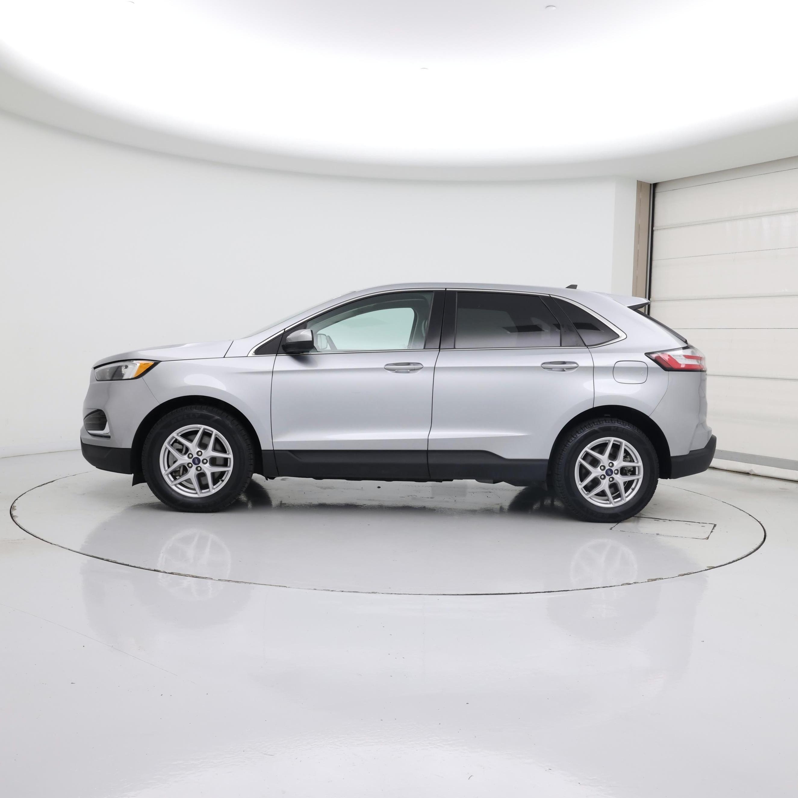 Thumbnail: 2022 Ford Edge - 3