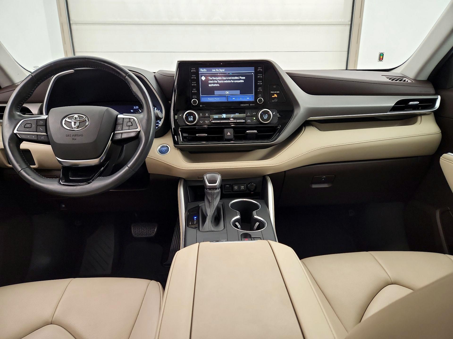Thumbnail: 2020 Toyota Highlander - 9