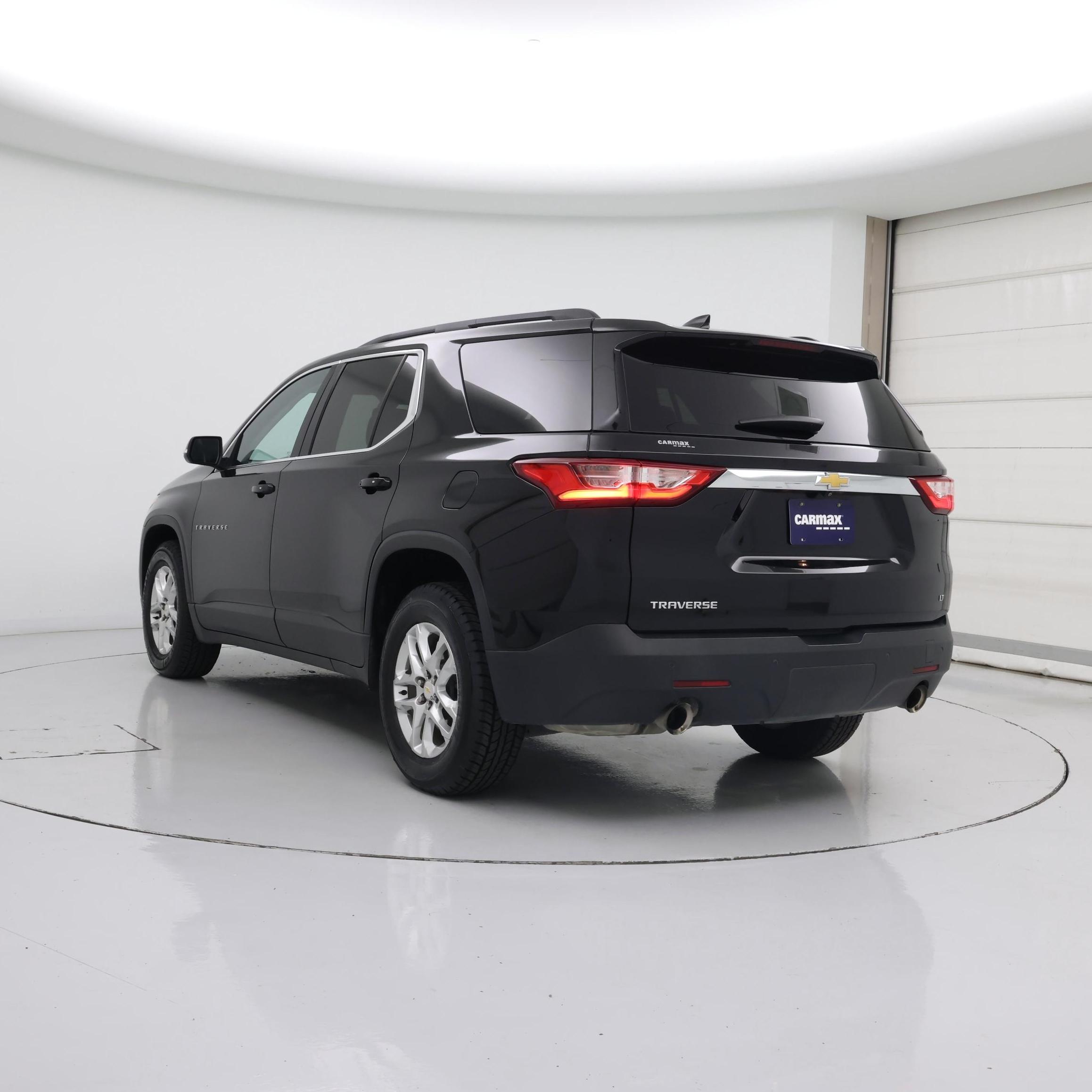 Thumbnail: 2021 Chevrolet Traverse - 2