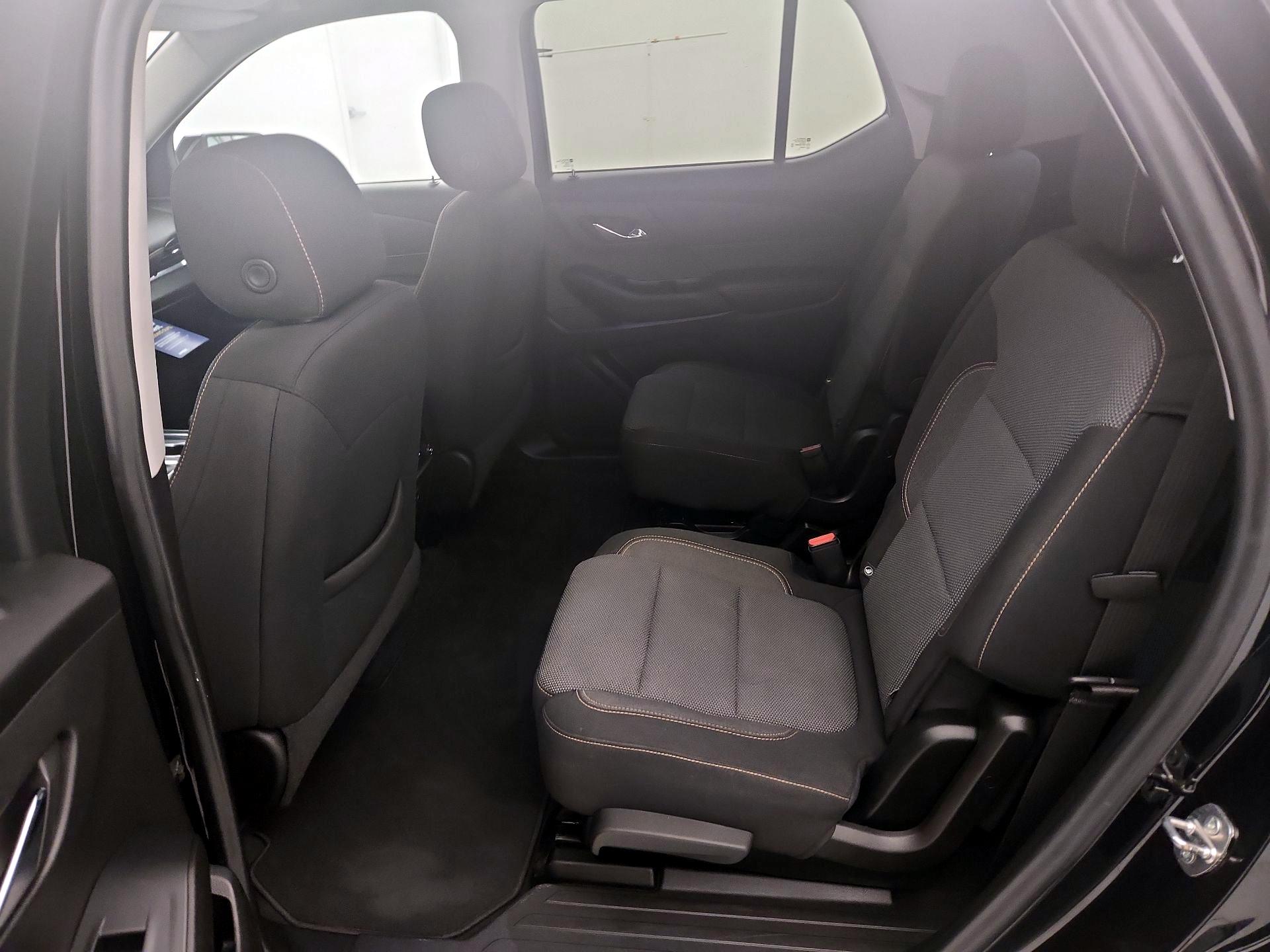 Thumbnail: 2021 Chevrolet Traverse - 19