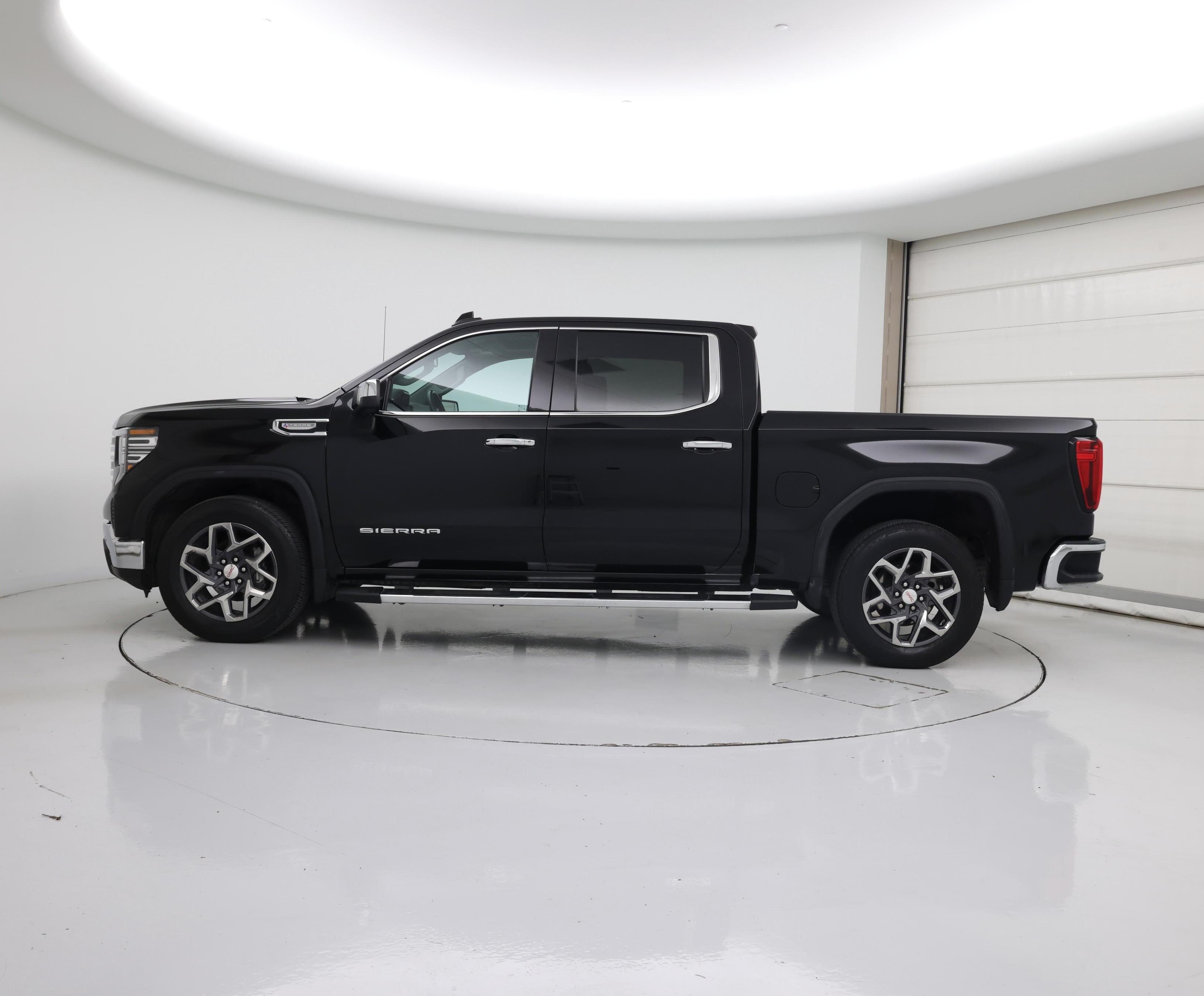 Thumbnail: 2023 GMC Sierra 1500 - 3