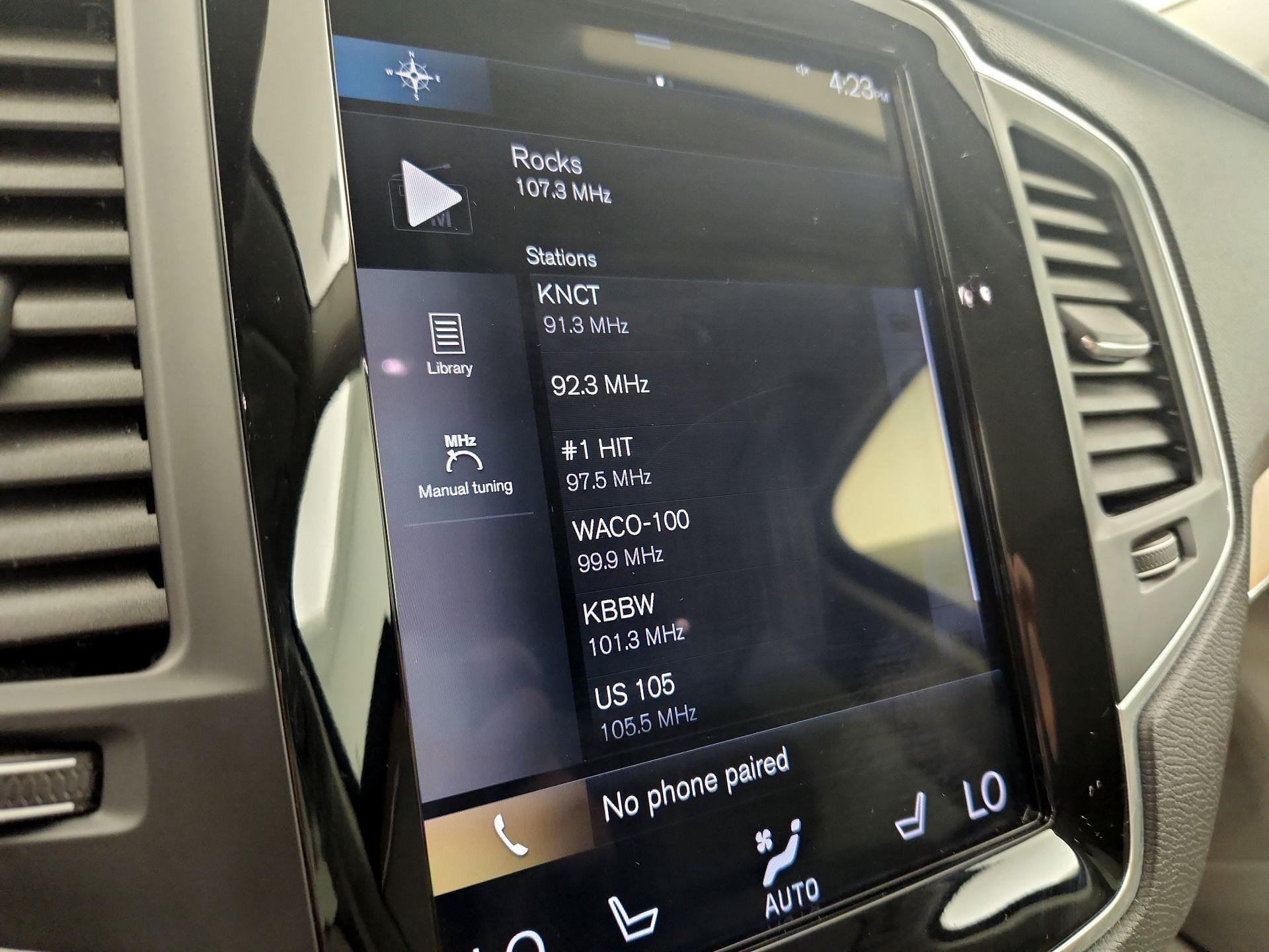 Thumbnail: 2022 Volvo XC90 - 16