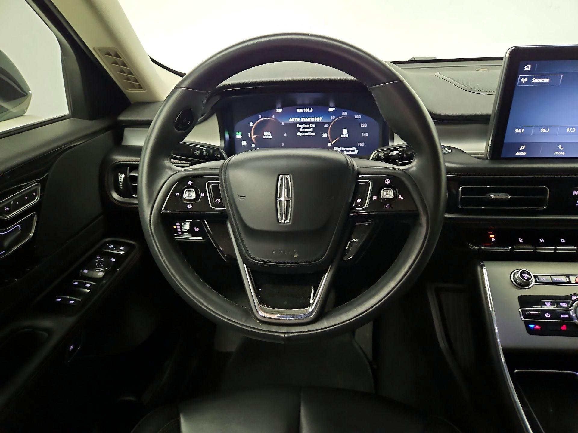 Thumbnail: 2021 Lincoln Aviator - 10