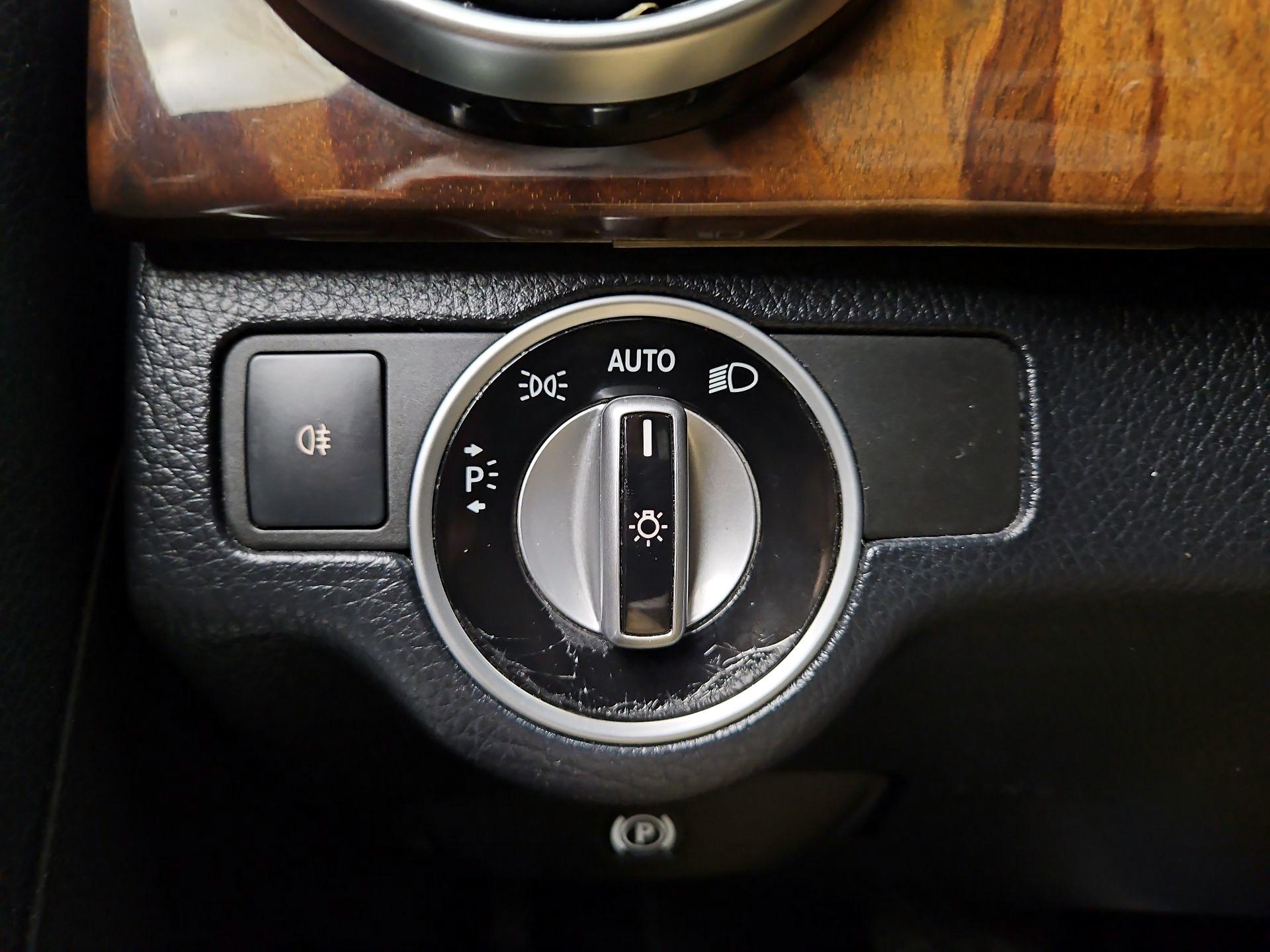 Thumbnail: 2014 Mercedes-Benz GLK - 13