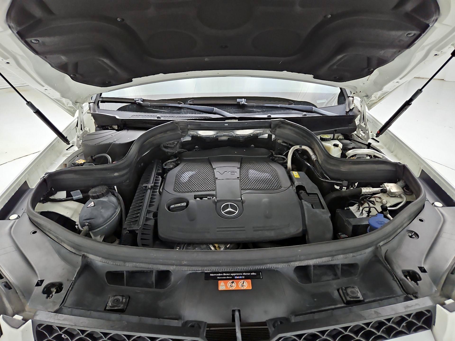 Thumbnail: 2014 Mercedes-Benz GLK - 20