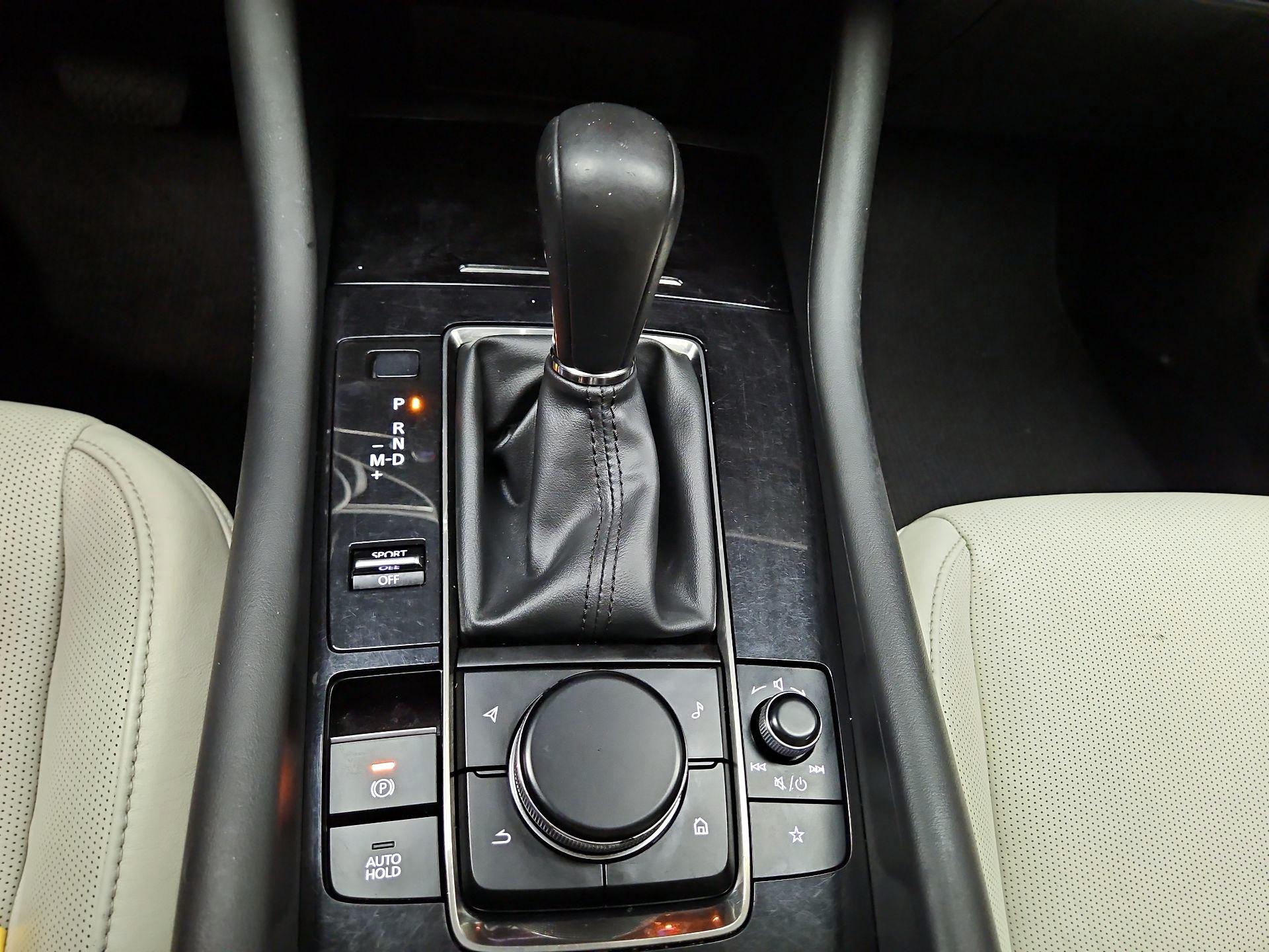 Thumbnail: 2019 Mazda Mazda3 - 17