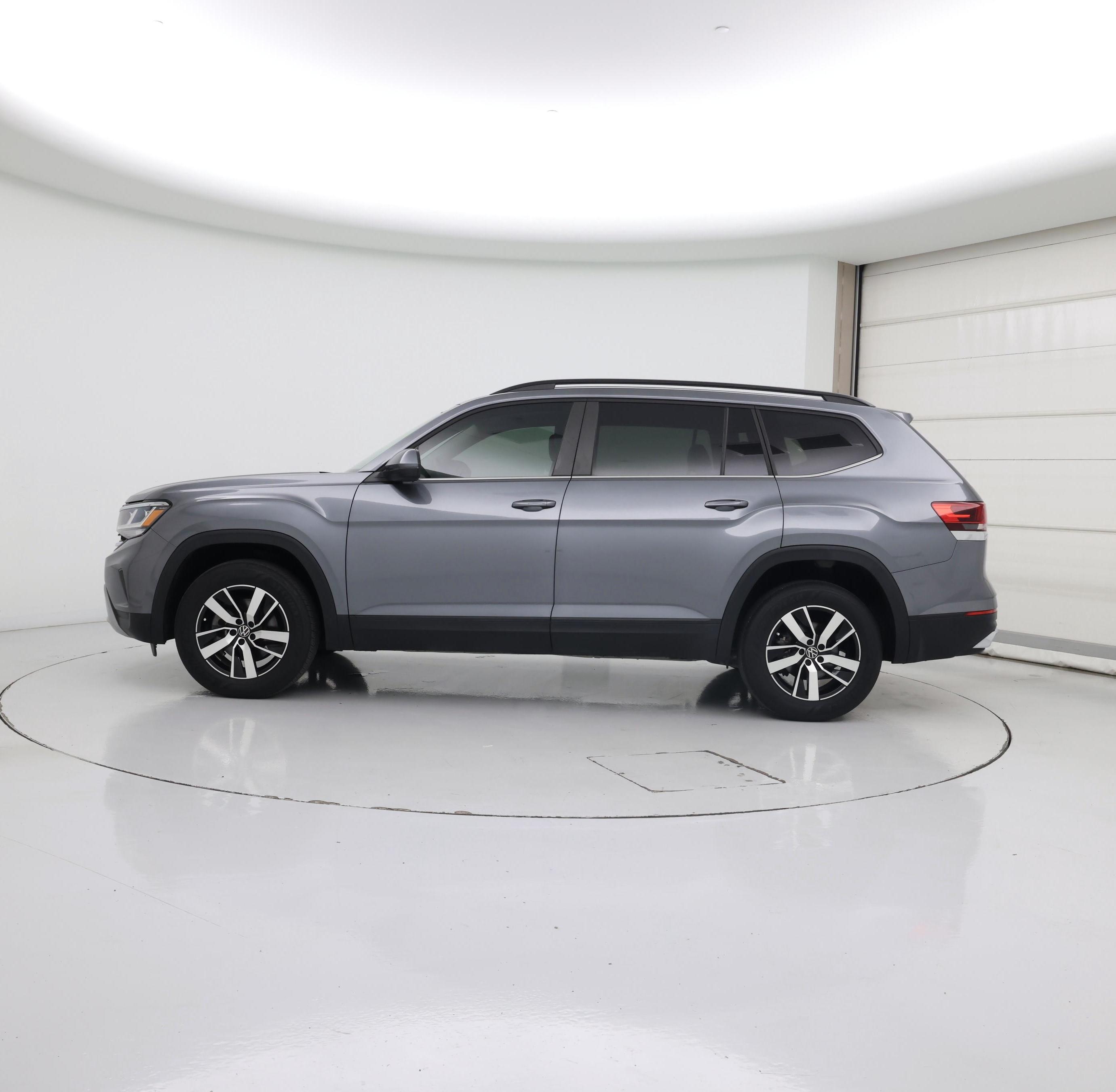 Thumbnail: 2022 Volkswagen Atlas - 3