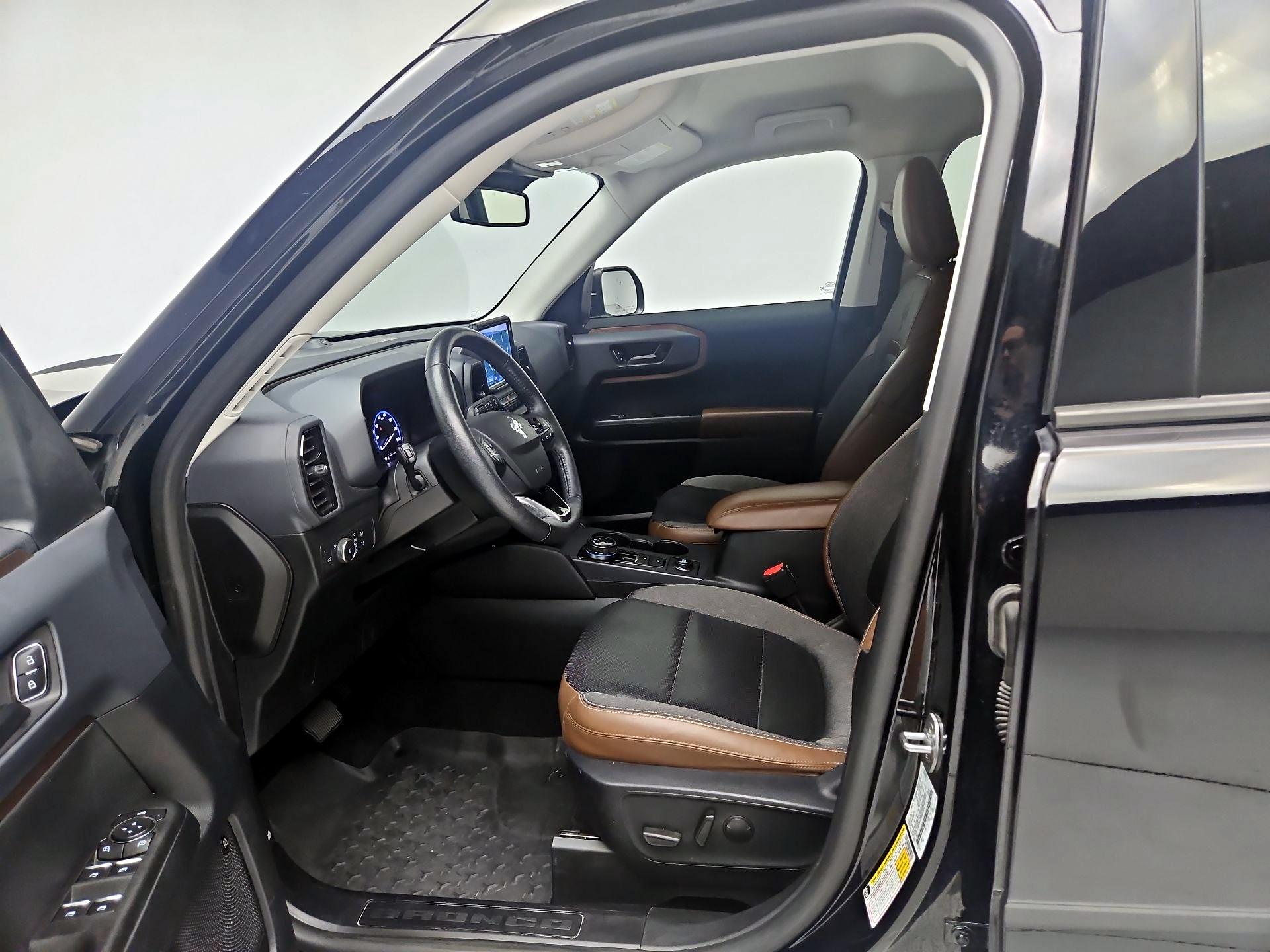 Thumbnail: 2021 Ford Bronco Sport - 9