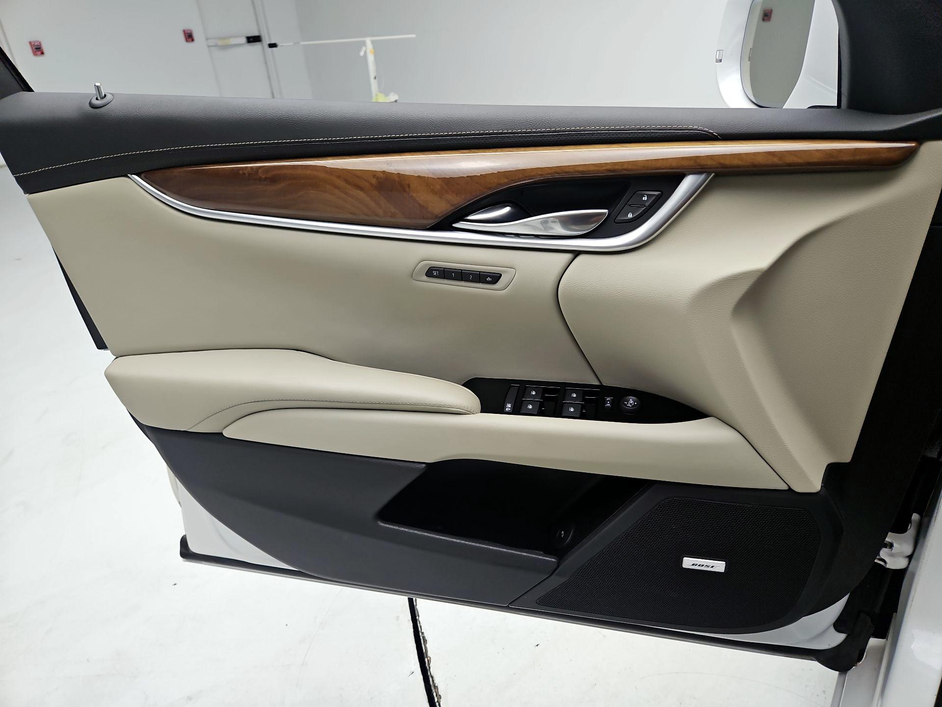 Thumbnail: 2019 Cadillac XTS - 10