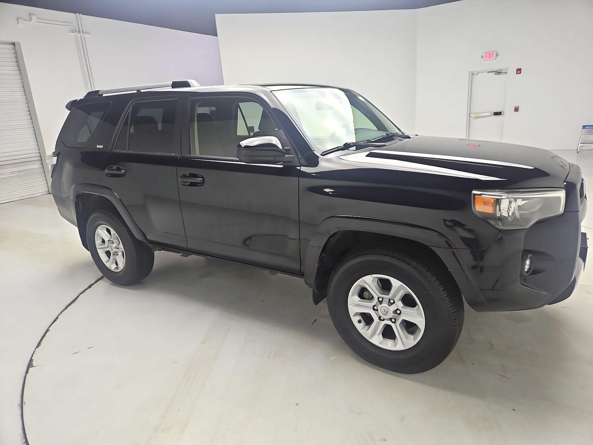 Thumbnail: 2021 Toyota 4Runner - 4