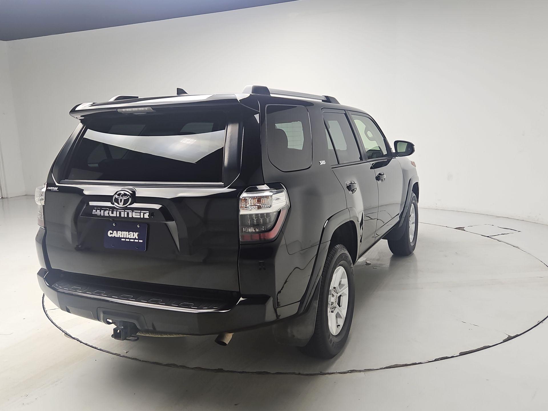 Thumbnail: 2021 Toyota 4Runner - 5