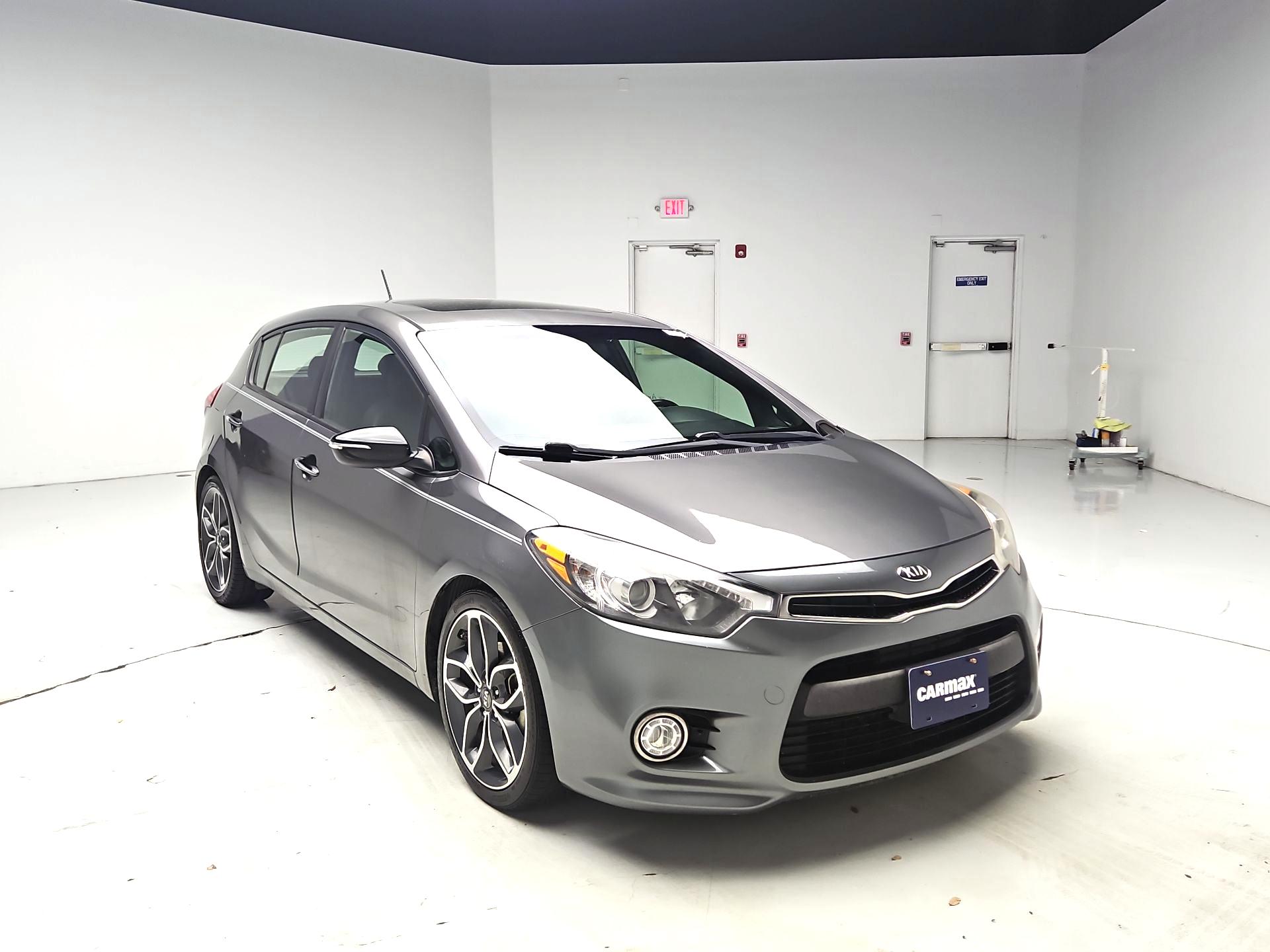 Thumbnail: 2015 Kia Forte - 1