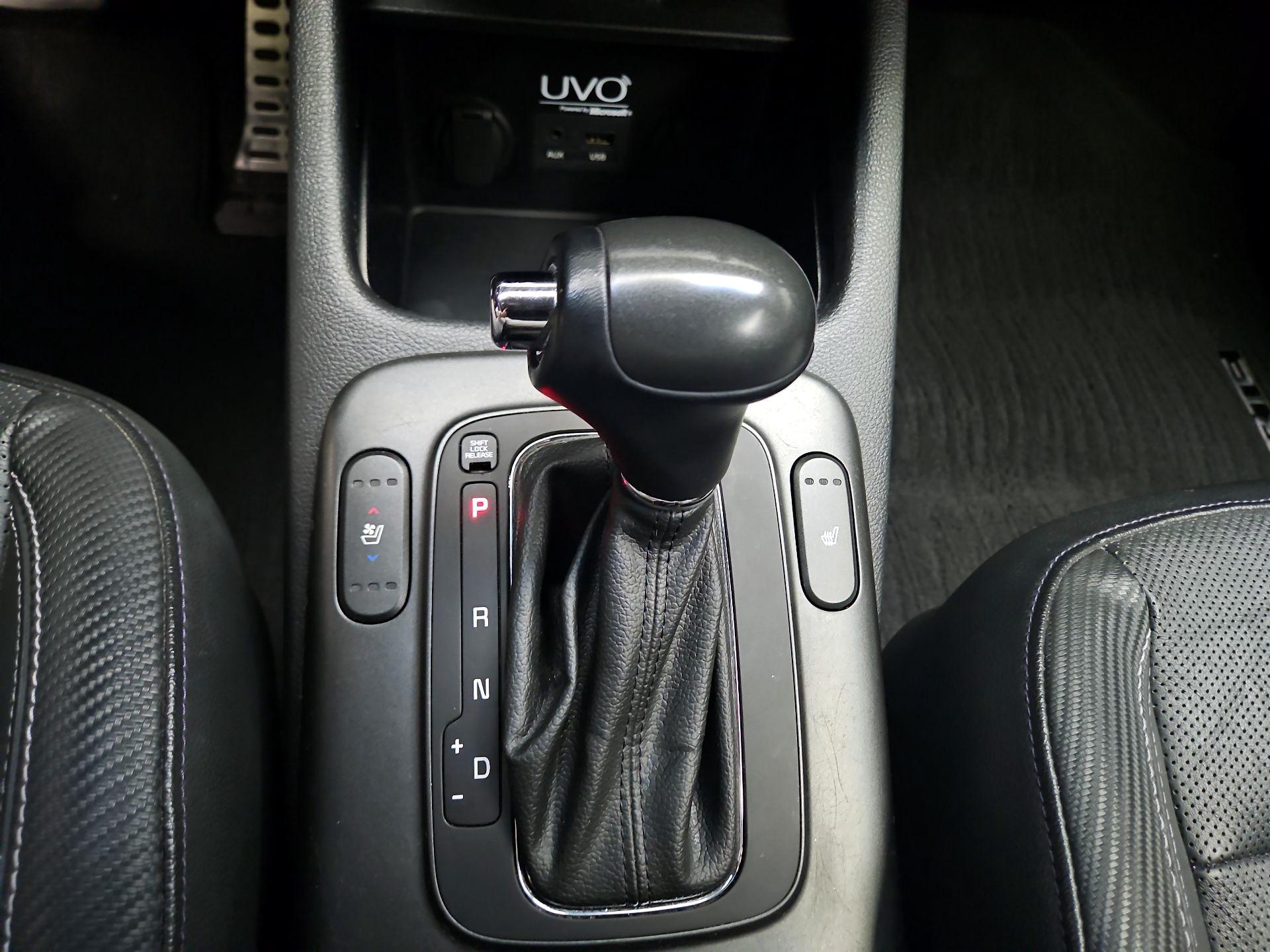 Thumbnail: 2015 Kia Forte - 15