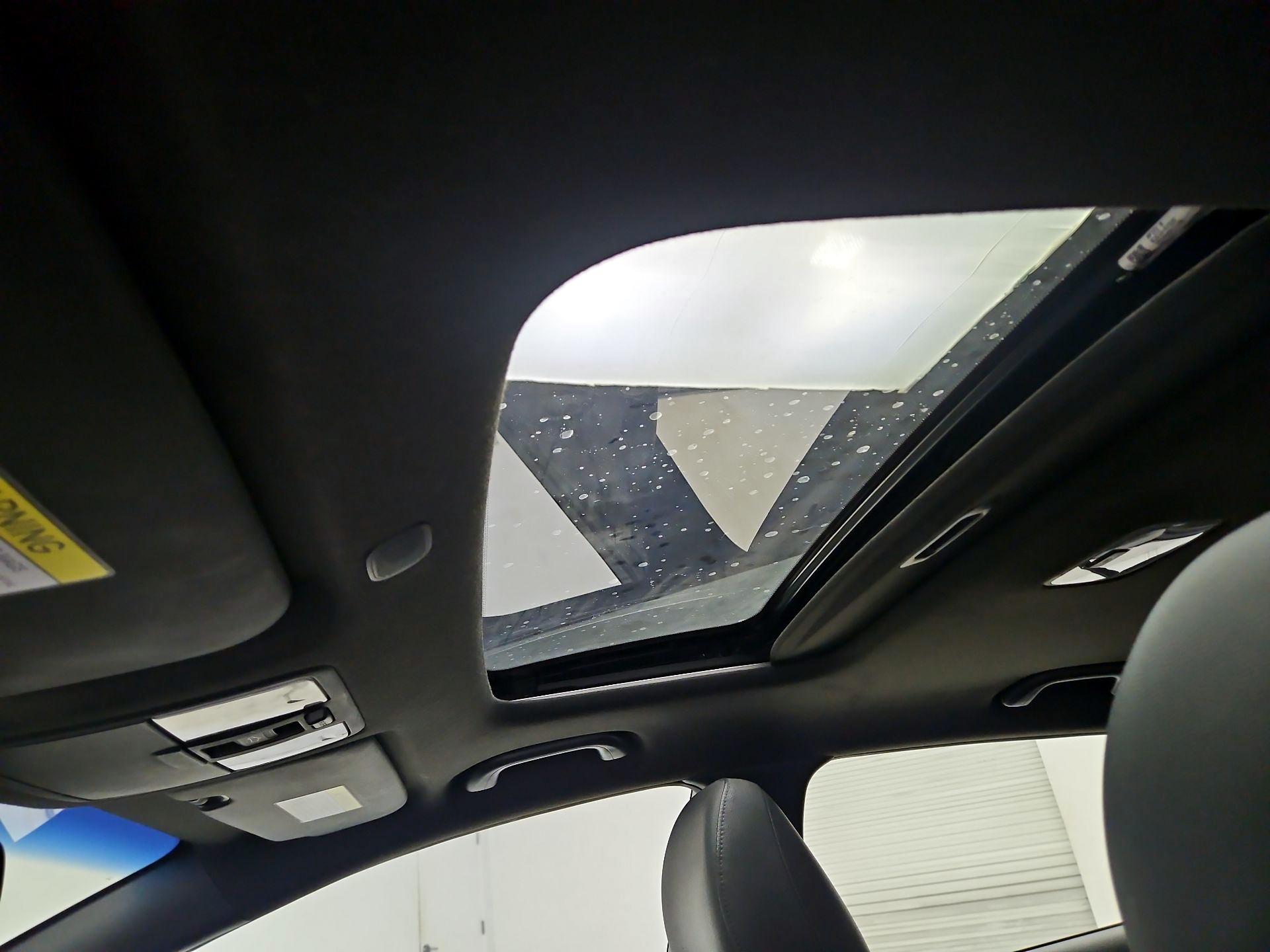 Thumbnail: 2015 Kia Forte - 17