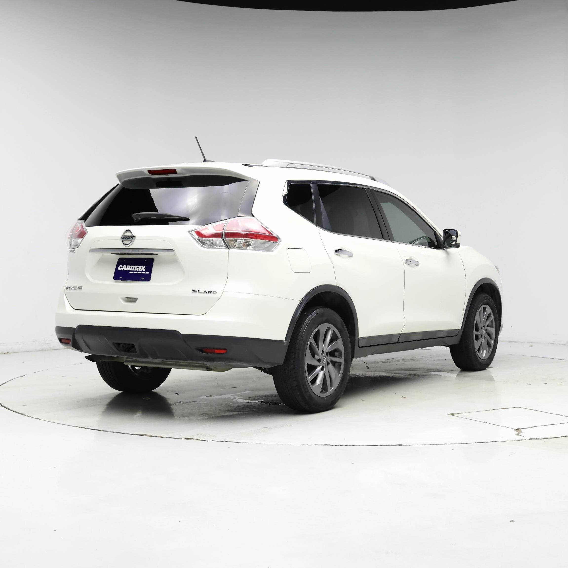 Thumbnail: 2016 Nissan Rogue - 8