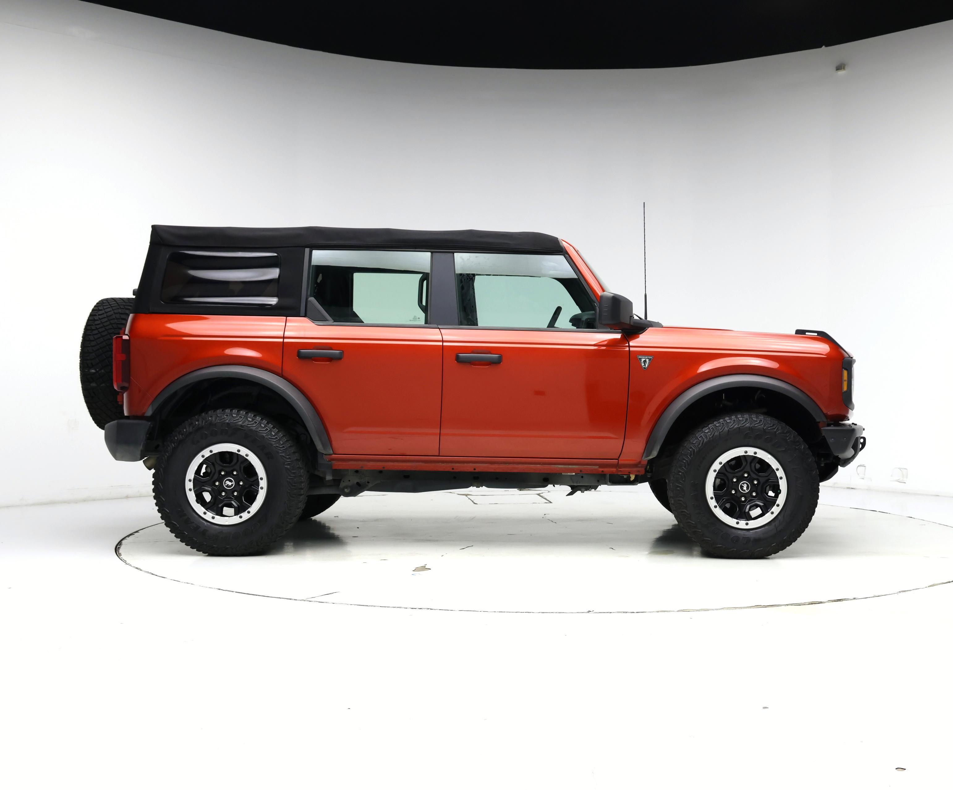 Thumbnail: 2022 Ford Bronco - 7