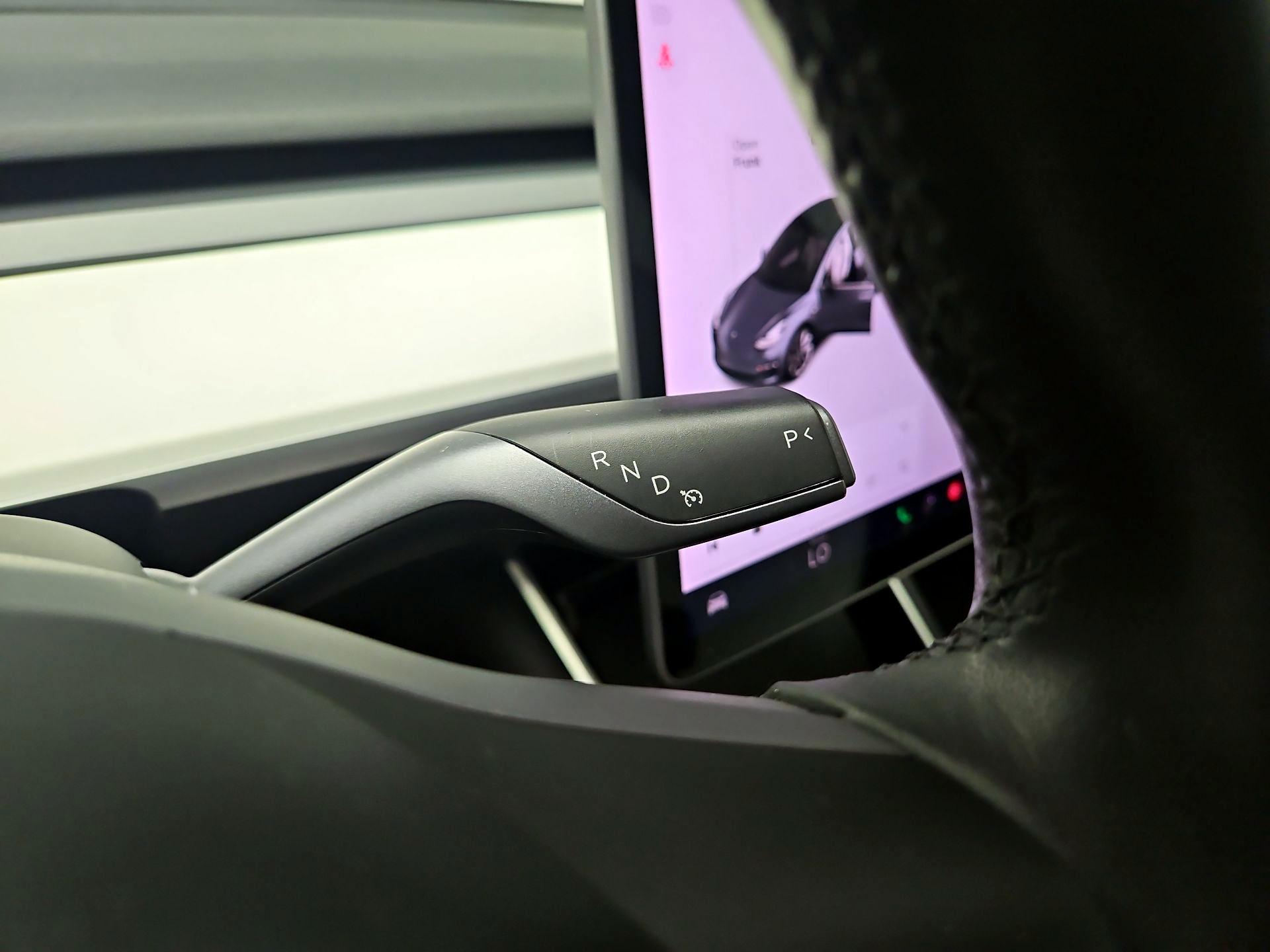 Thumbnail: 2019 Tesla Model 3 - 15
