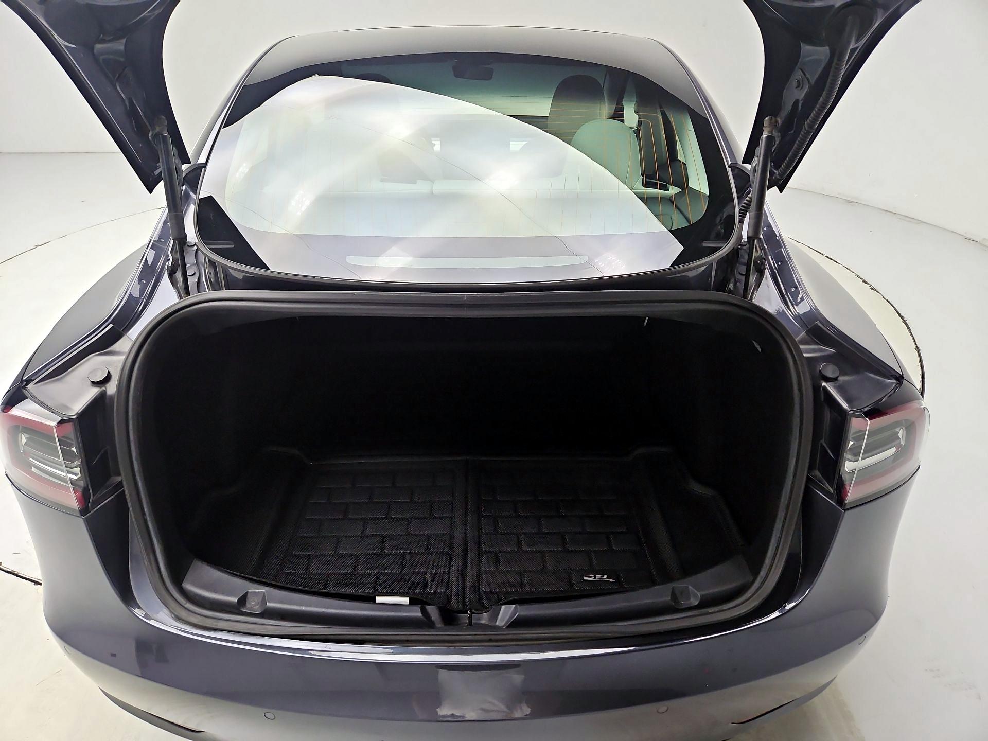 Thumbnail: 2019 Tesla Model 3 - 18
