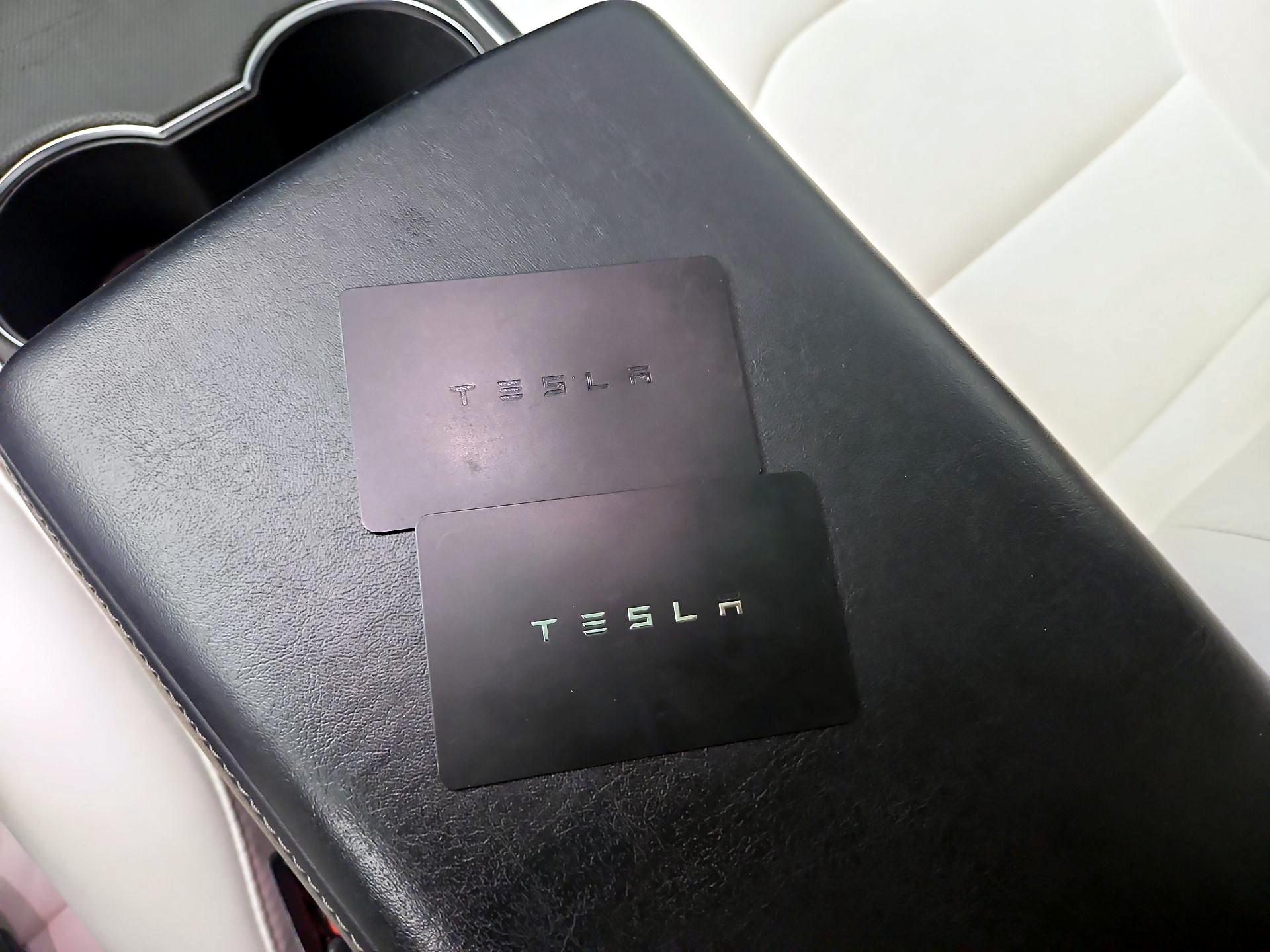 Thumbnail: 2019 Tesla Model 3 - 19