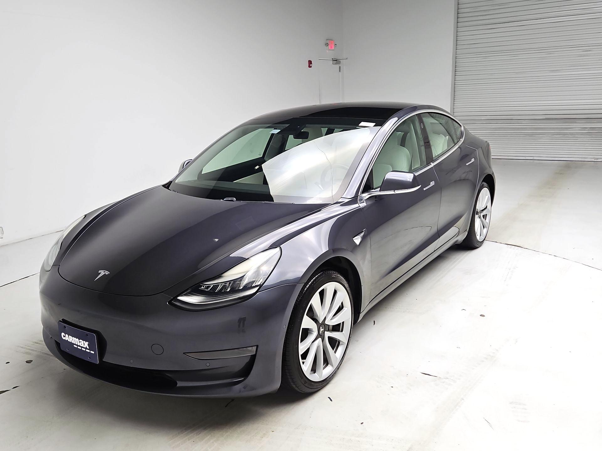 Thumbnail: 2019 Tesla Model 3 - 3