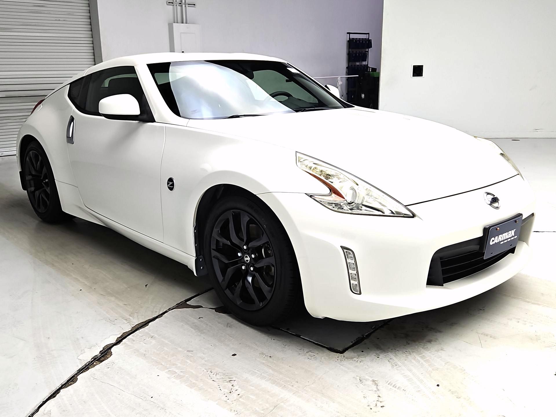 Thumbnail: 2015 Nissan Z - 1