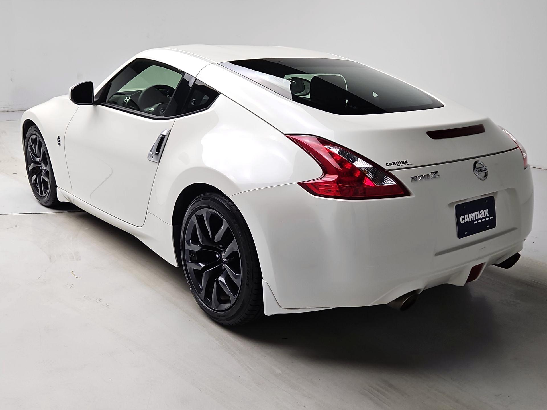 Thumbnail: 2015 Nissan Z - 7