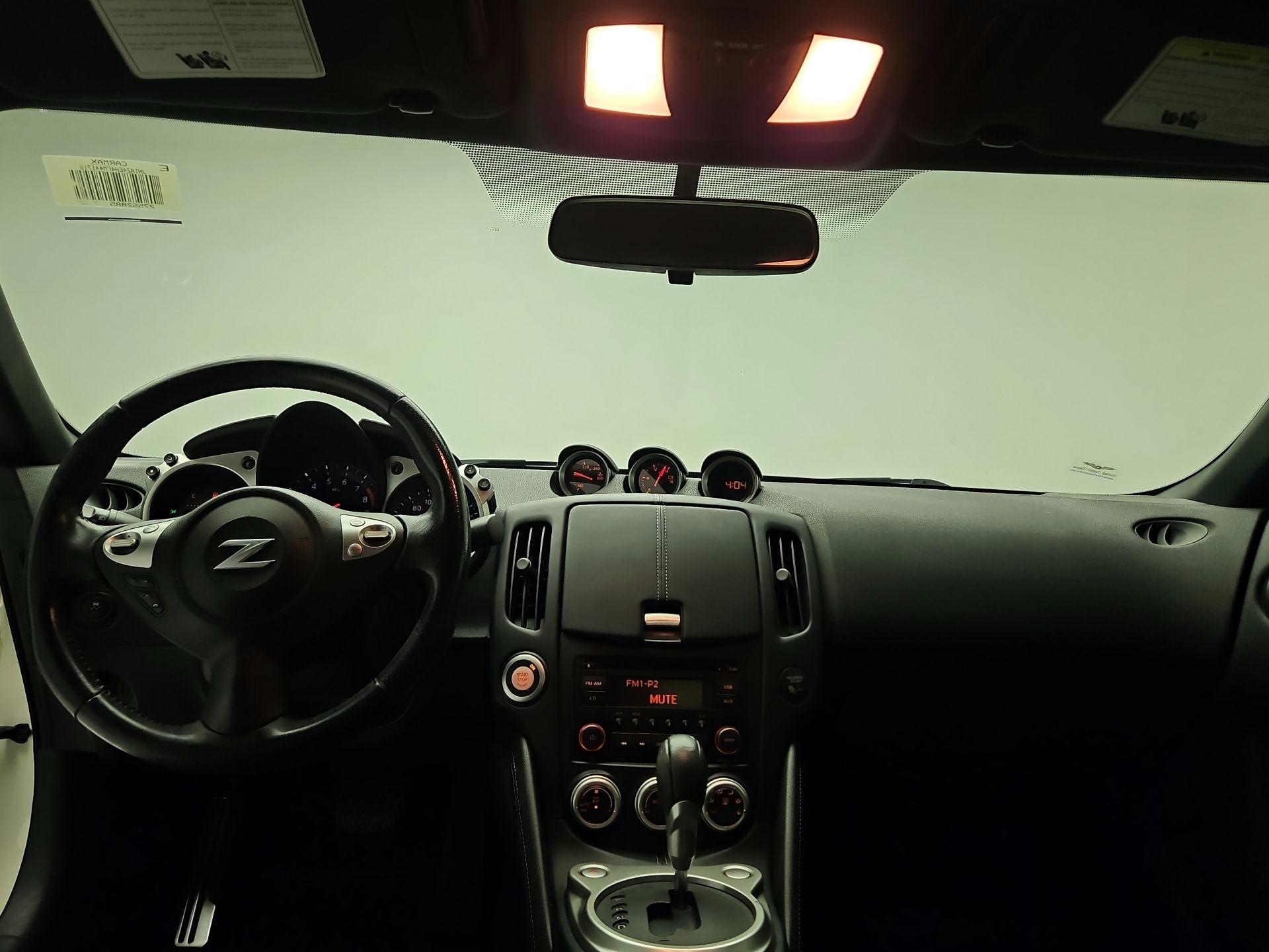 Thumbnail: 2015 Nissan Z - 8