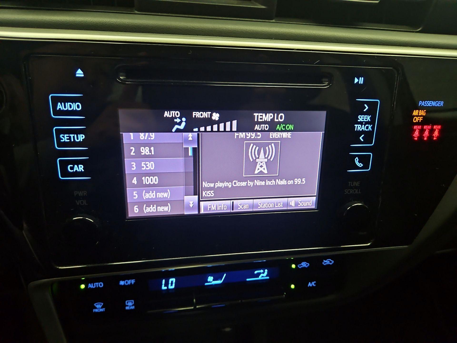 Thumbnail: 2019 Toyota Corolla - 13