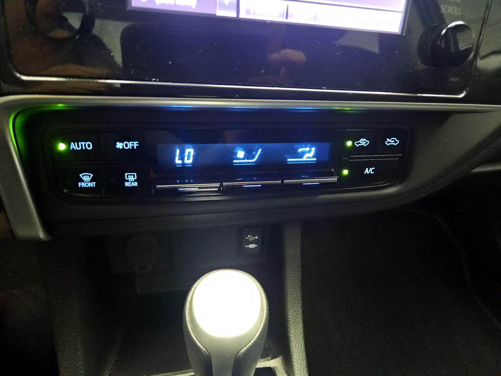 Thumbnail: 2019 Toyota Corolla - 14