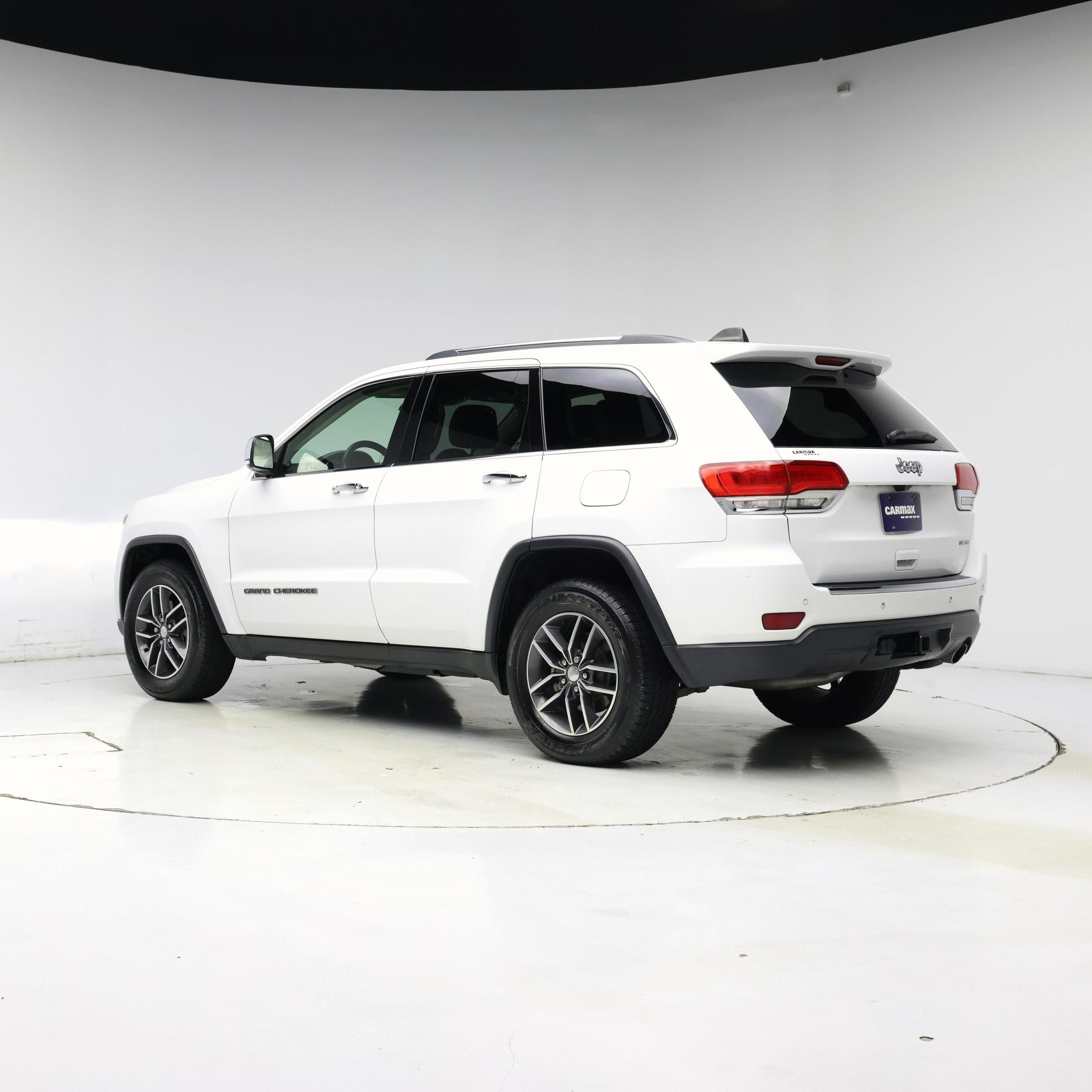 Thumbnail: 2018 Jeep Grand Cherokee - 2