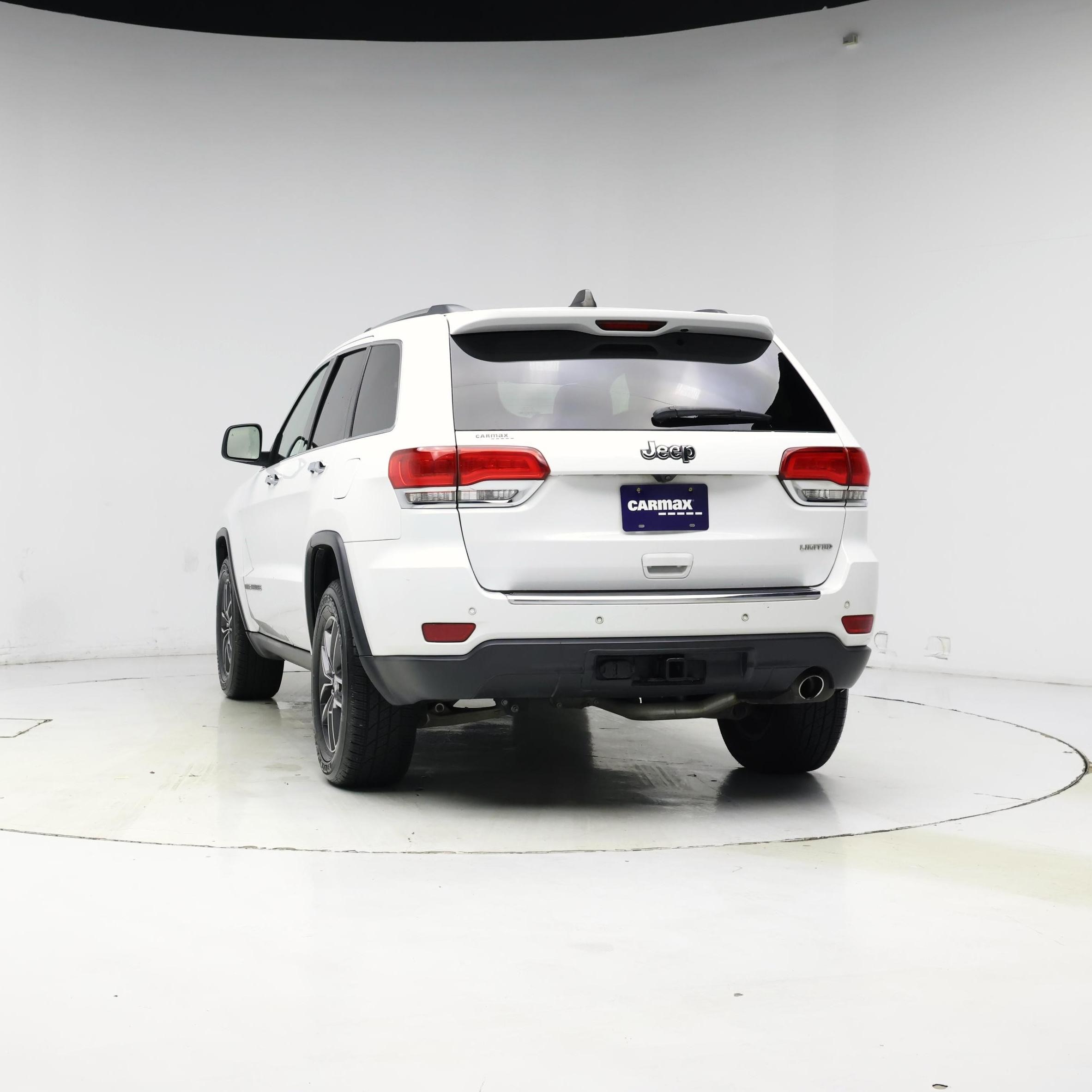 Thumbnail: 2018 Jeep Grand Cherokee - 6