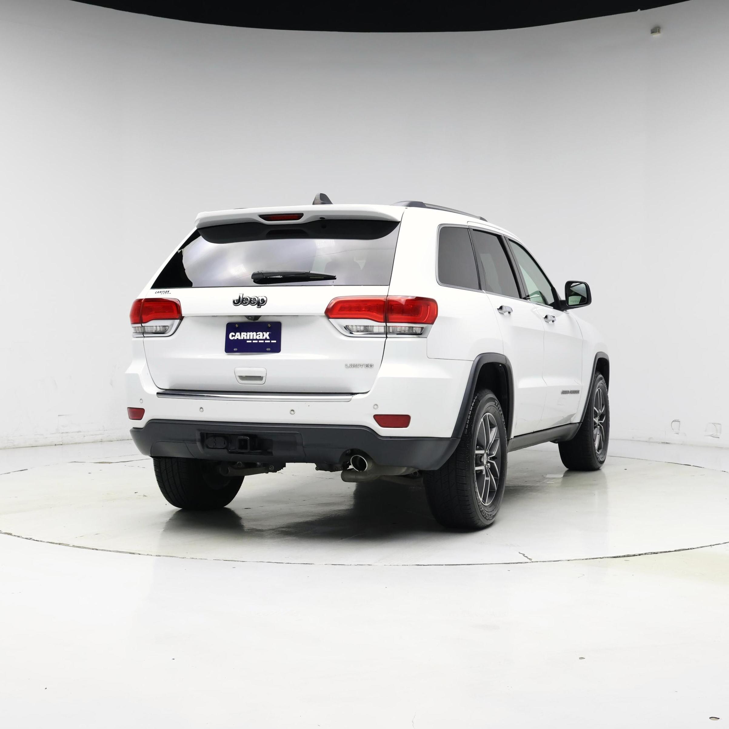 Thumbnail: 2018 Jeep Grand Cherokee - 8