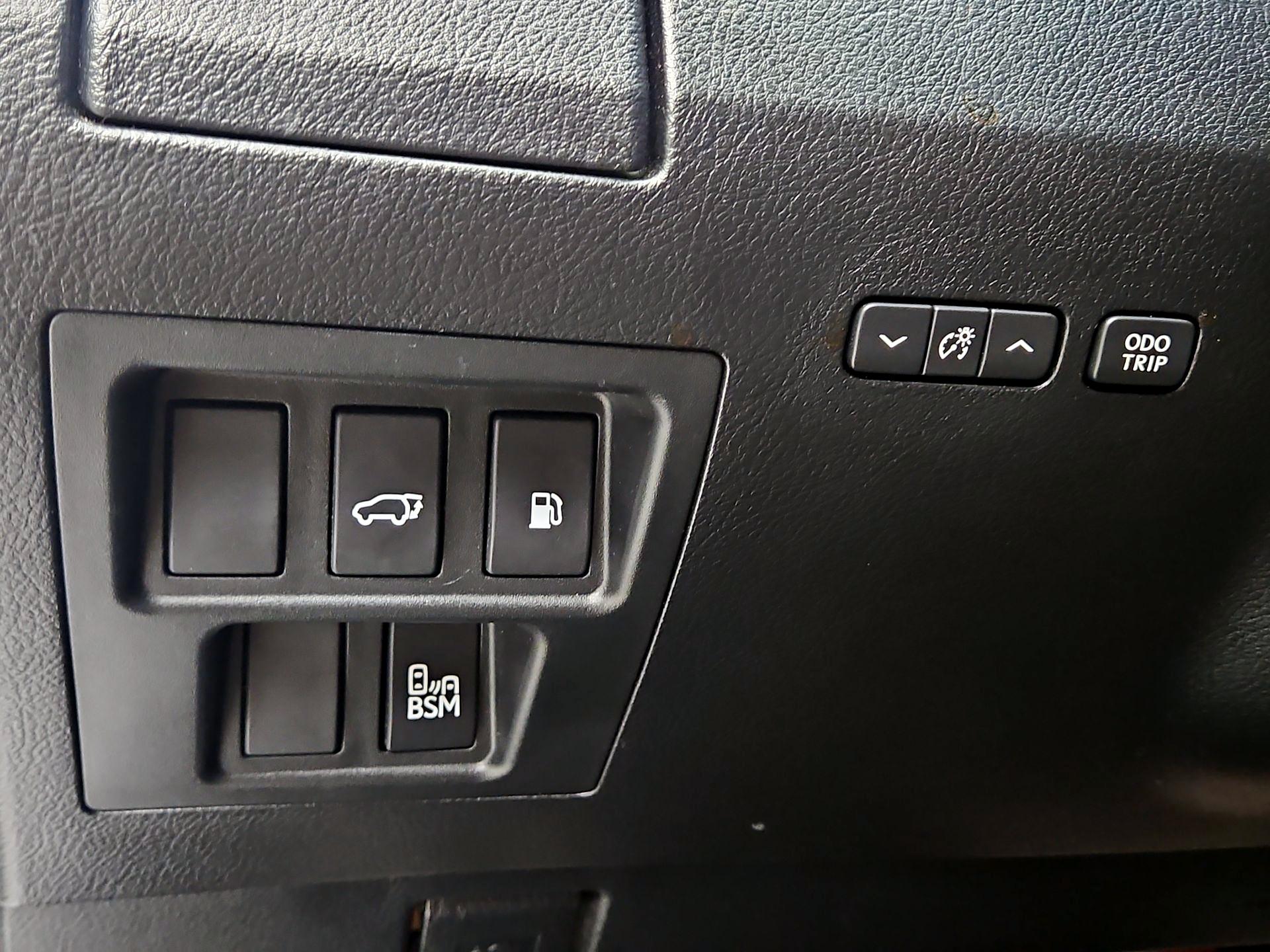 Thumbnail: 2013 Lexus RX - 13