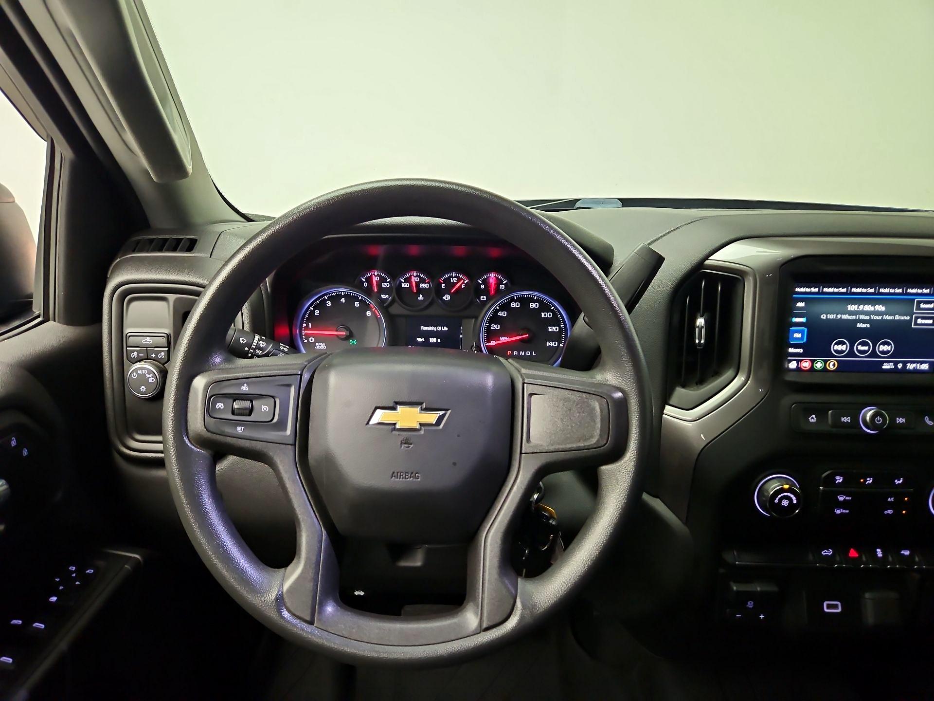 Thumbnail: 2019 Chevrolet Silverado 1500 - 10