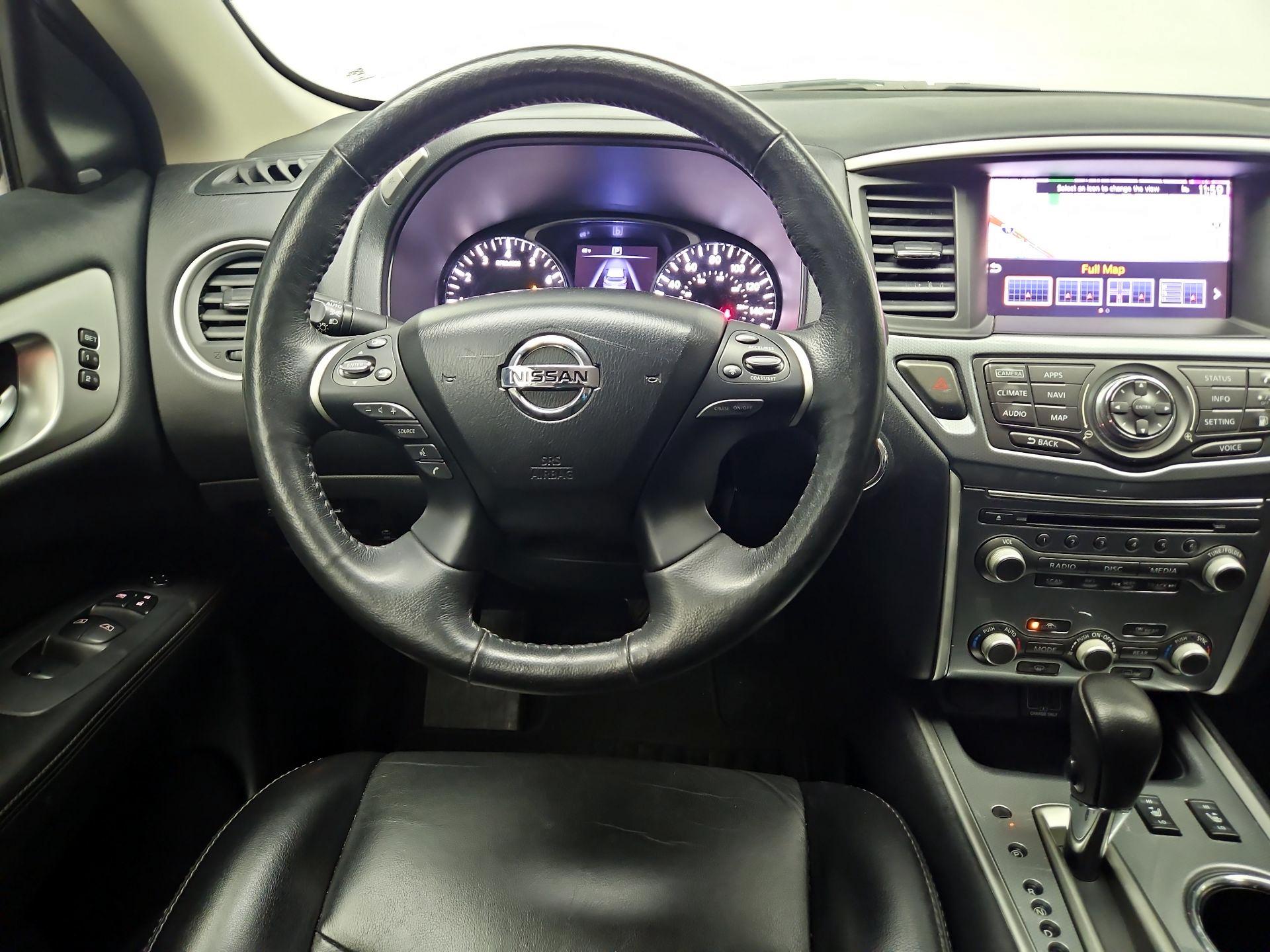 Thumbnail: 2019 Nissan Pathfinder - 10