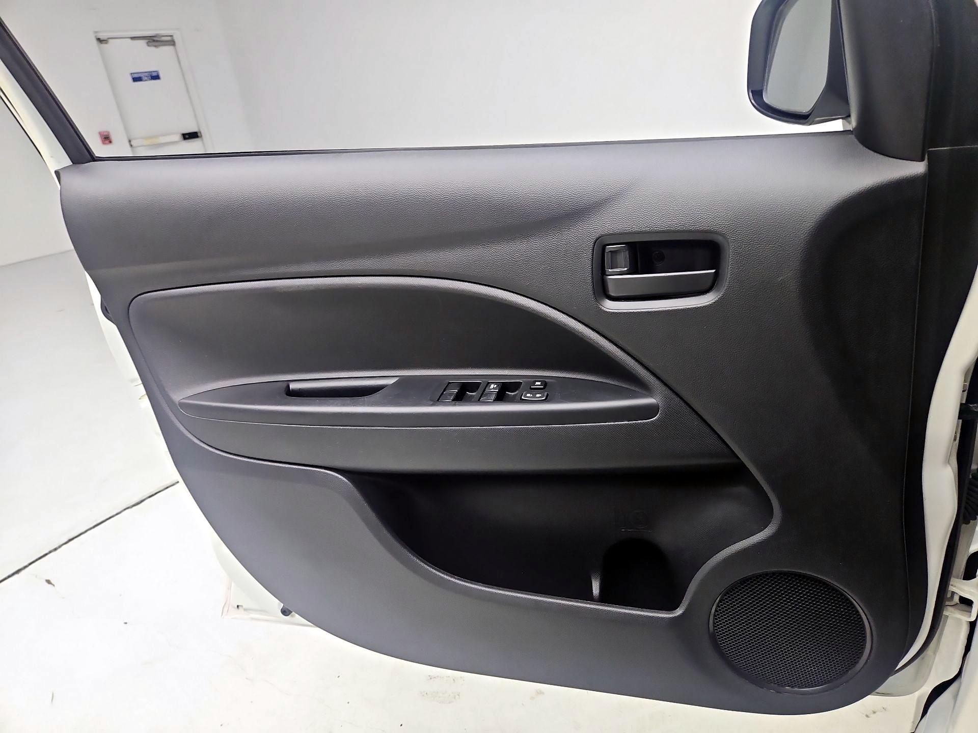 Thumbnail: 2017 Mitsubishi Mirage G4 - 10