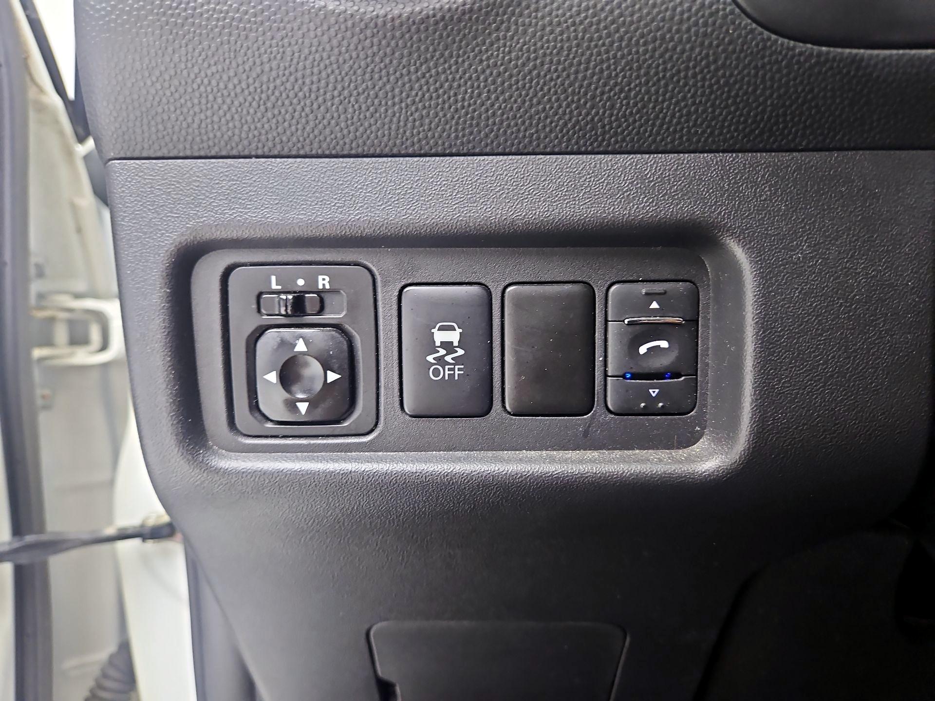Thumbnail: 2017 Mitsubishi Mirage G4 - 11